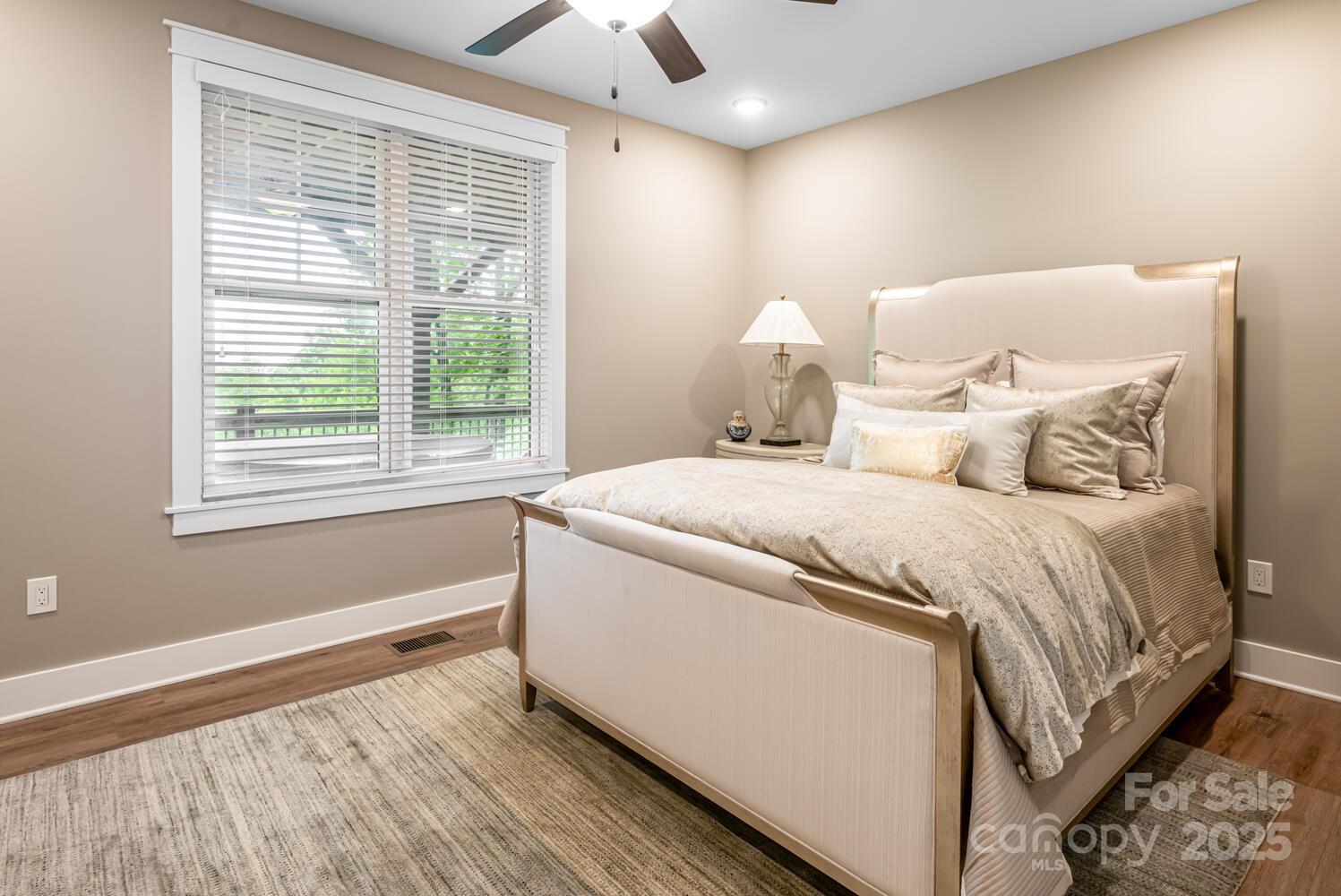 Flat Rock, North Carolina, 28731, United States, ,4 BathroomsBathrooms,Residential,Active,1860239