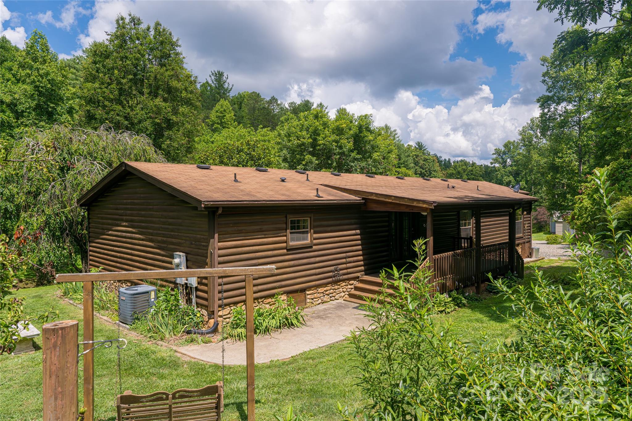 Weaverville, North Carolina, 28787, United States, 3 Bedrooms Bedrooms, ,2 BathroomsBathrooms,Residential,Active,1892411