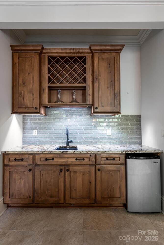 Flat Rock, North Carolina, 28731, United States, 3 Bedrooms Bedrooms, ,4 BathroomsBathrooms,Residential,Active,1965787