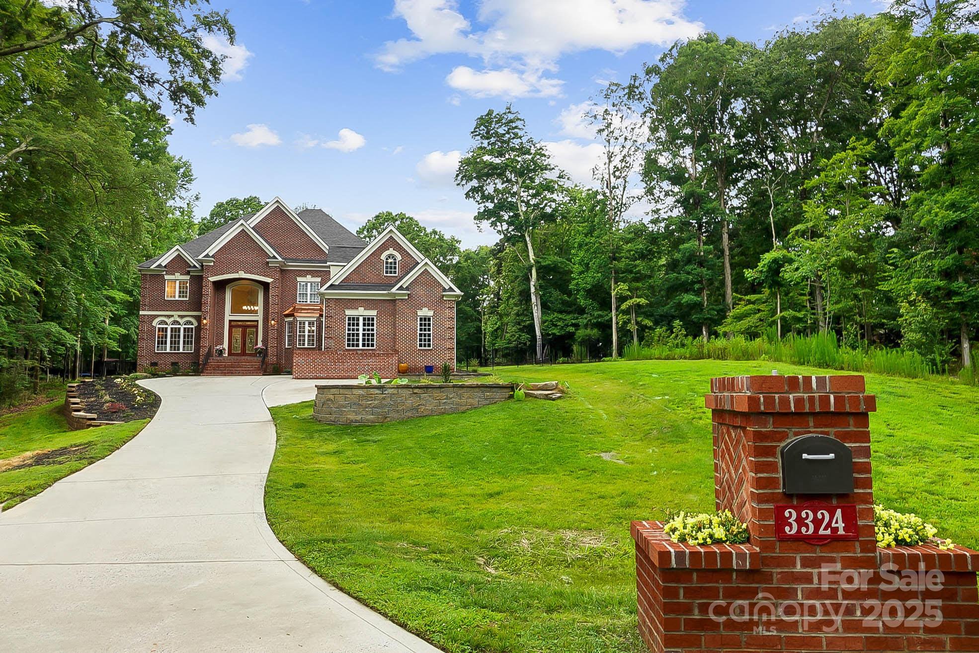 Weddington, North Carolina, 28104, United States, 4 Bedrooms Bedrooms, ,5 BathroomsBathrooms,Residential,Active,2006830