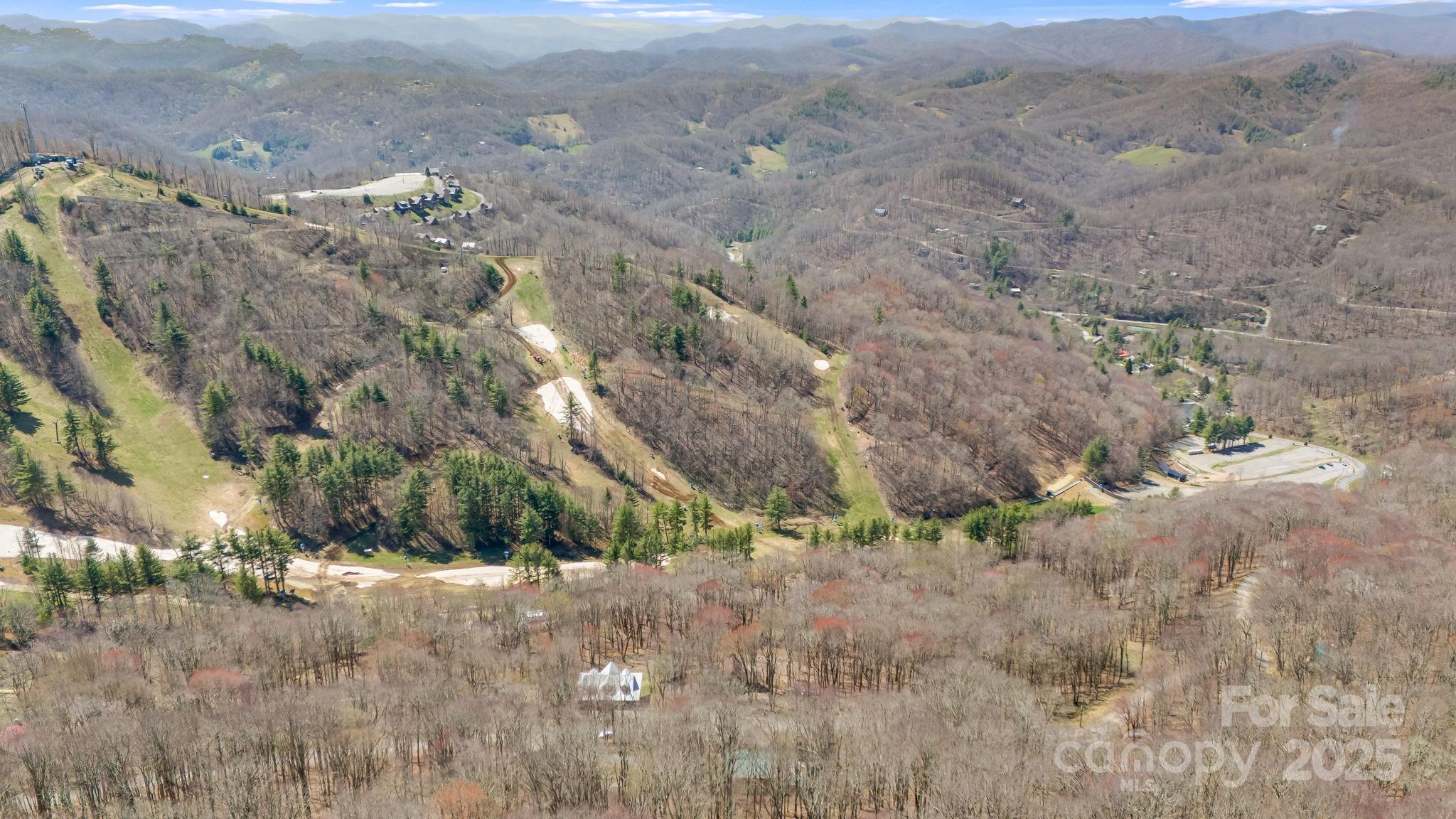 Mars Hill, North Carolina, 28754, United States, 3 Bedrooms Bedrooms, ,3 BathroomsBathrooms,Residential,Active,1900501