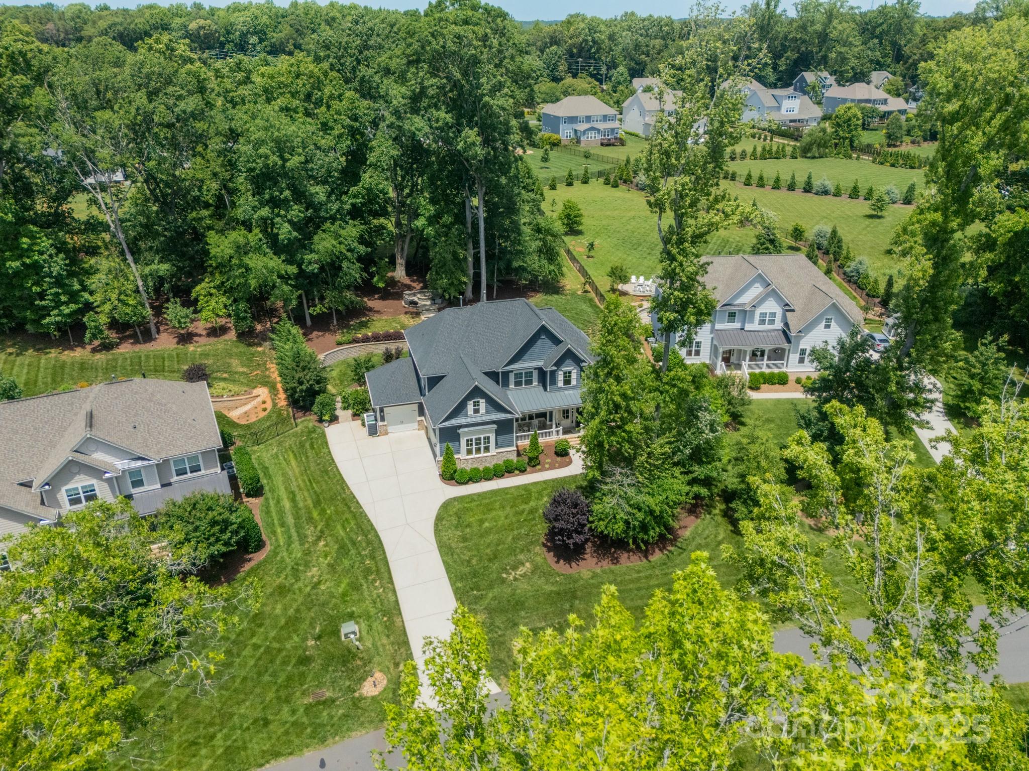 Belmont, North Carolina, 28012, United States, 4 Bedrooms Bedrooms, ,4 BathroomsBathrooms,Residential,Active,1852772