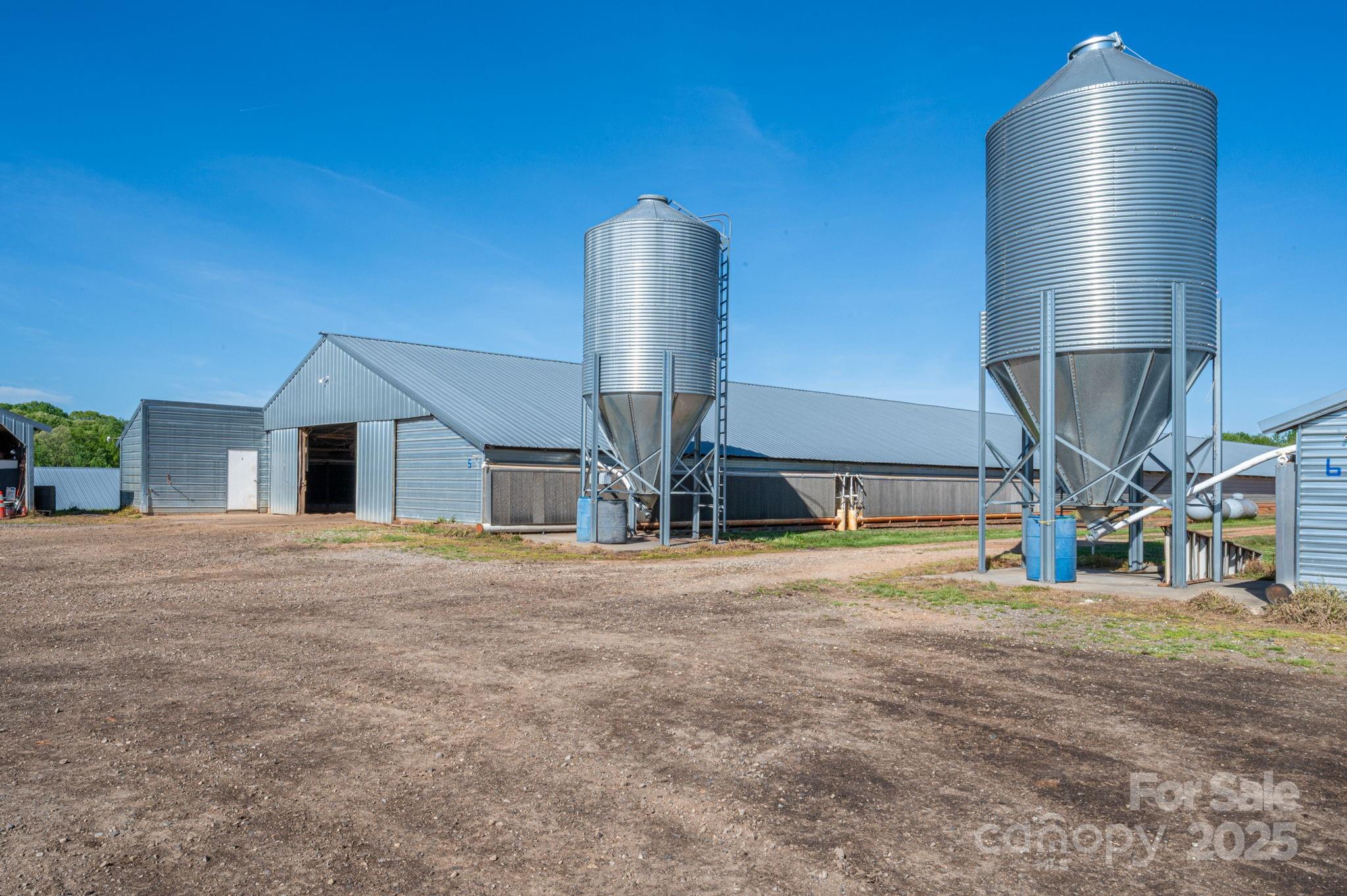 Vale, North Carolina, 28168, United States, 3 Bedrooms Bedrooms, ,4 BathroomsBathrooms,Residential,Active,1880021