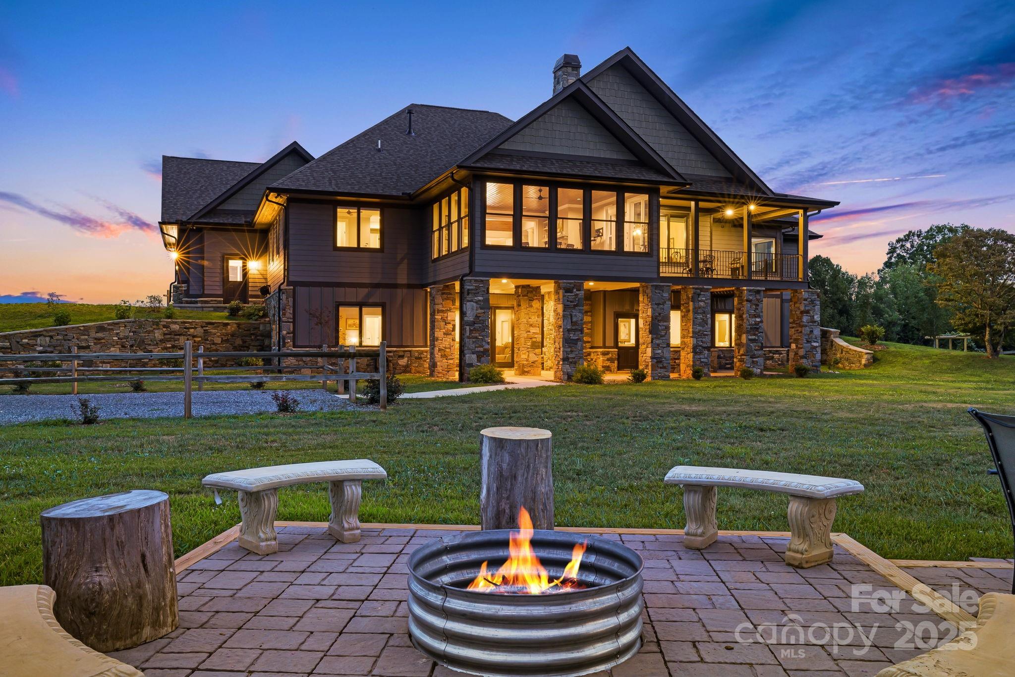 Mars Hill, North Carolina, 28754, United States, ,5 BathroomsBathrooms,Residential,Active,1770134