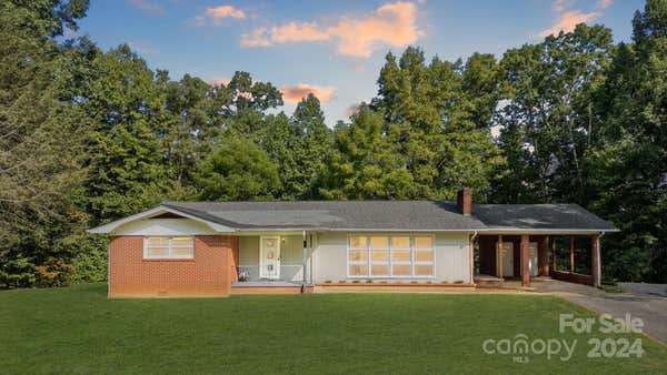 305 LANDIS RD, MARION, NC 28752 - Image 1