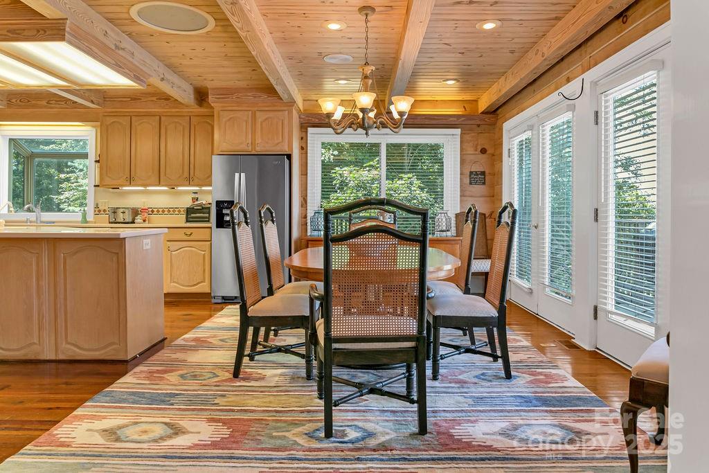 Brevard, North Carolina, 28712, United States, 4 Bedrooms Bedrooms, ,5 BathroomsBathrooms,Residential,Active,1997889