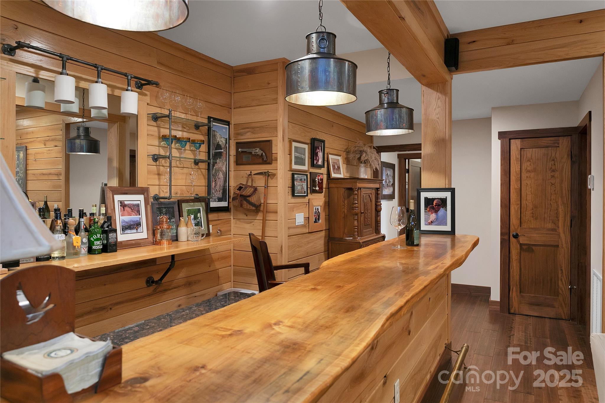 Rosman, North Carolina, 28772, United States, 5 Bedrooms Bedrooms, ,5 BathroomsBathrooms,Residential,Active,1969638