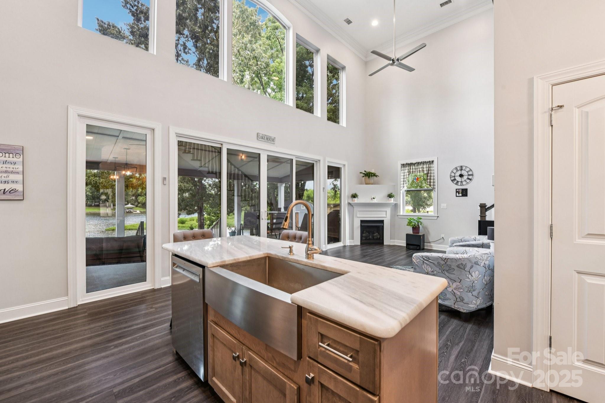 Clover, South Carolina, 29710, United States, 3 Bedrooms Bedrooms, ,3 BathroomsBathrooms,Residential,Active,1905066