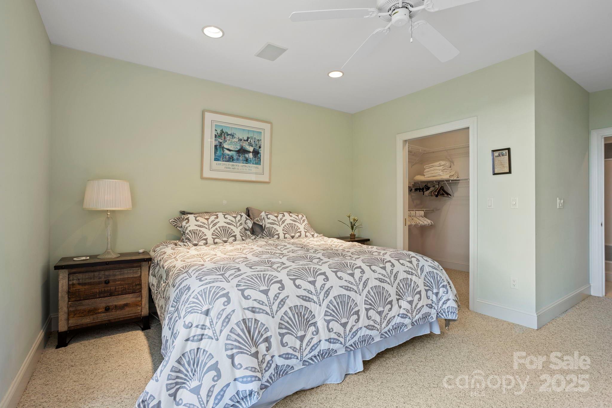 Flat Rock, North Carolina, 28731, United States, 3 Bedrooms Bedrooms, ,7 BathroomsBathrooms,Residential,Active,2007635