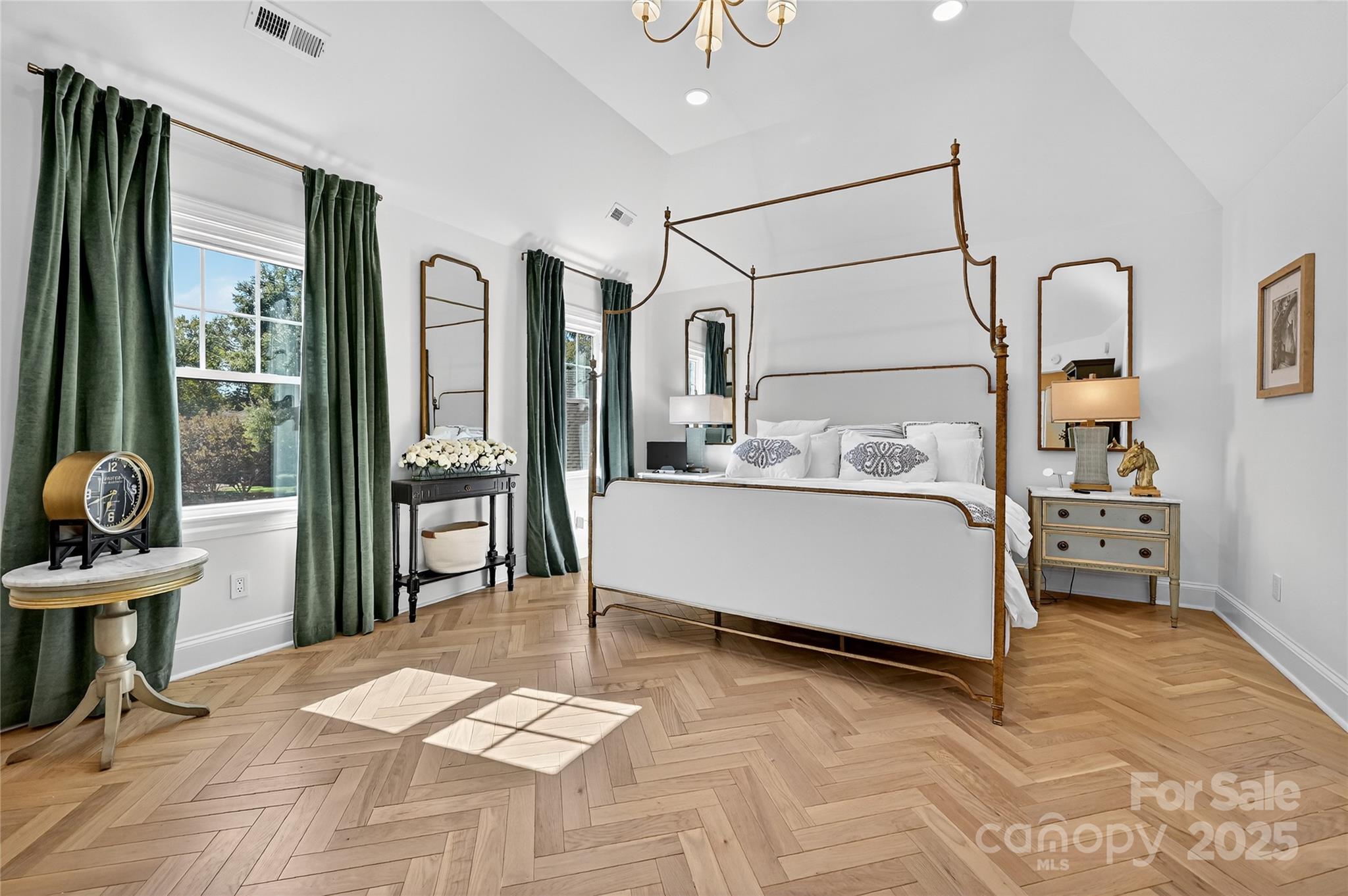 Charlotte, North Carolina, 28277, United States, 6 Bedrooms Bedrooms, ,5 BathroomsBathrooms,Residential,Active,1992626