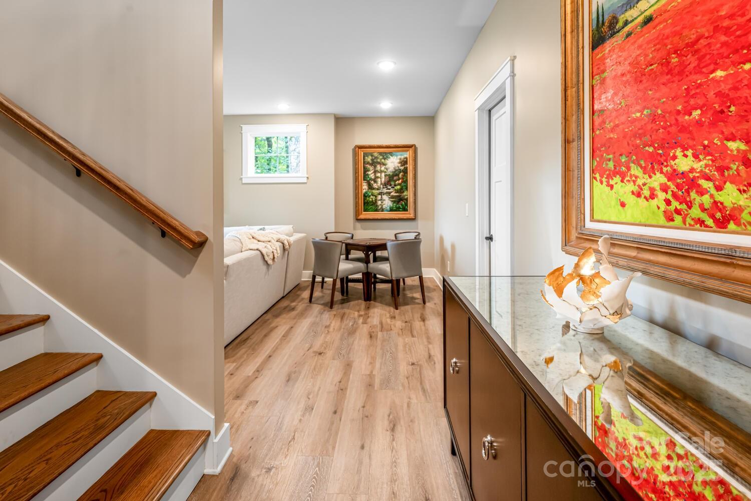 Flat Rock, North Carolina, 28731, United States, ,4 BathroomsBathrooms,Residential,Active,1860239