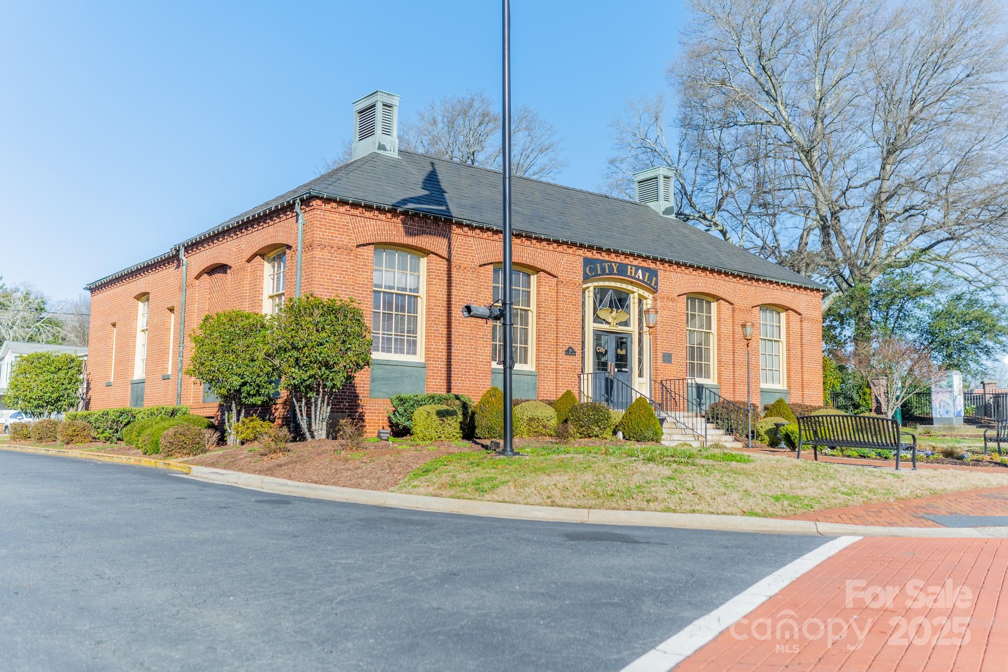 Belmont, North Carolina, 28012, United States, 4 Bedrooms Bedrooms, ,5 BathroomsBathrooms,Residential,Active,1992217