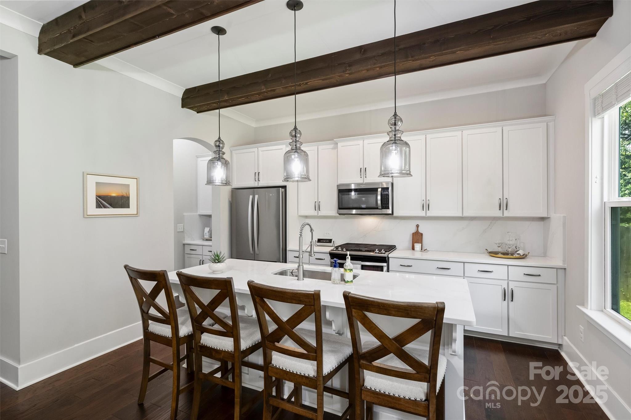 Charlotte, North Carolina, 28205, United States, 4 Bedrooms Bedrooms, ,4 BathroomsBathrooms,Residential,Active,1934773