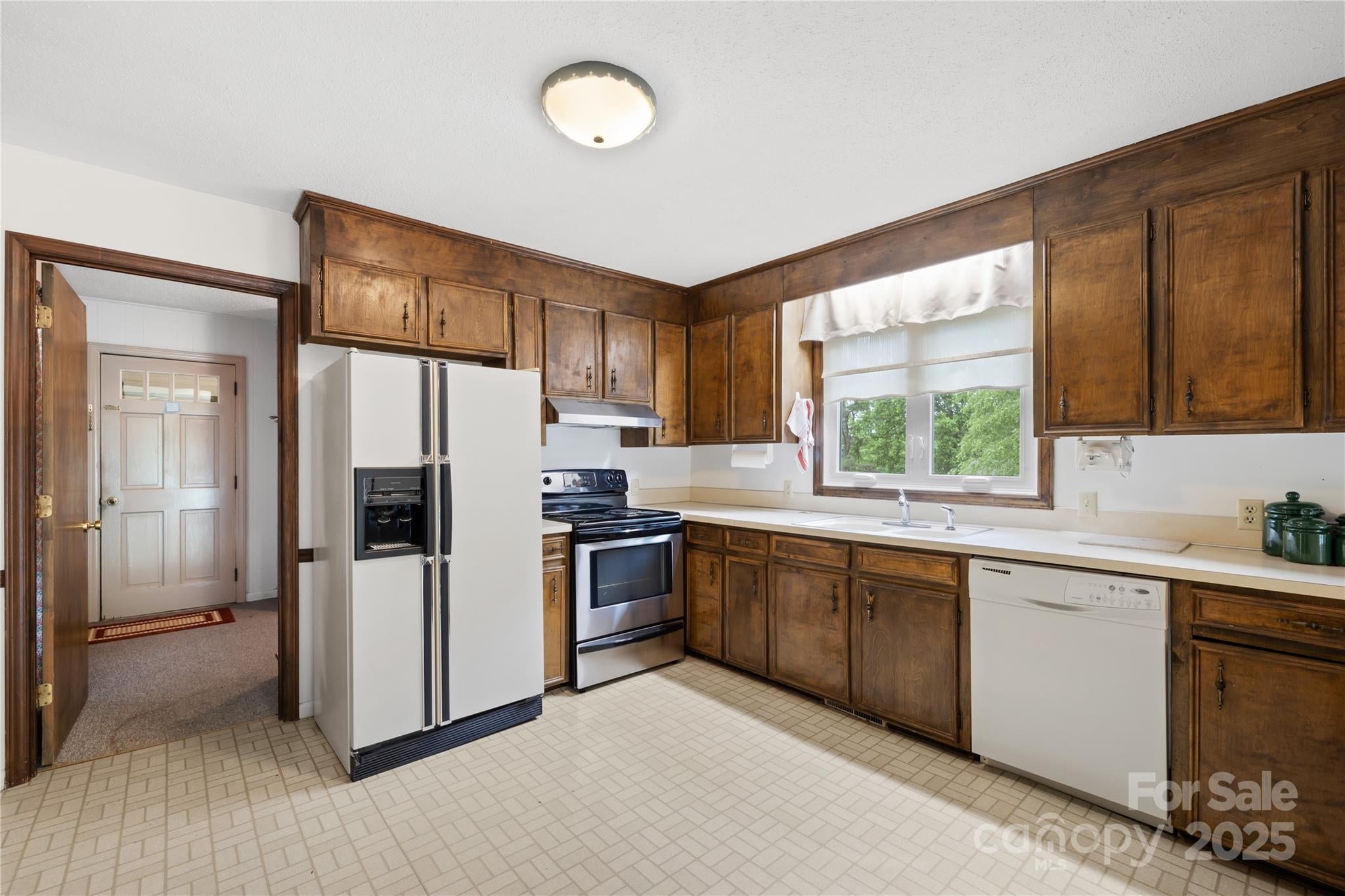 Waxhaw, North Carolina, 28173, United States, ,2 BathroomsBathrooms,Residential,Active,1822006