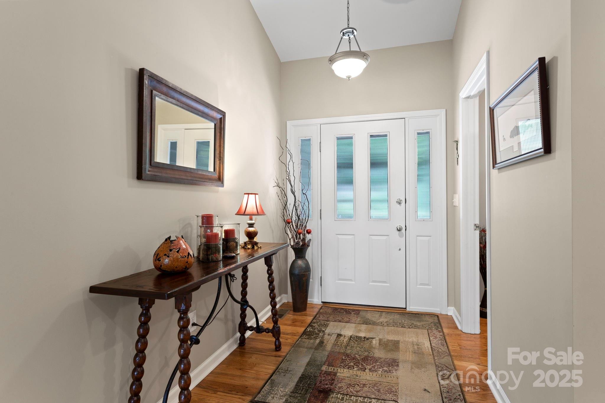 Flat Rock, North Carolina, 28731, United States, 3 Bedrooms Bedrooms, ,3 BathroomsBathrooms,Residential,Active,1989787