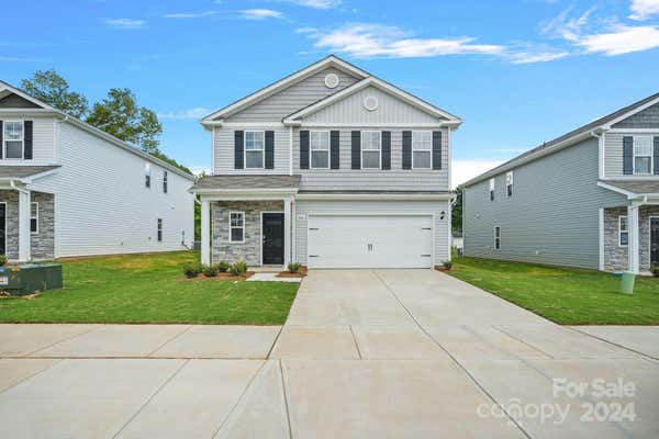 7125 STONEY WOOD LN, CHARLOTTE, NC 28215 - Image 1