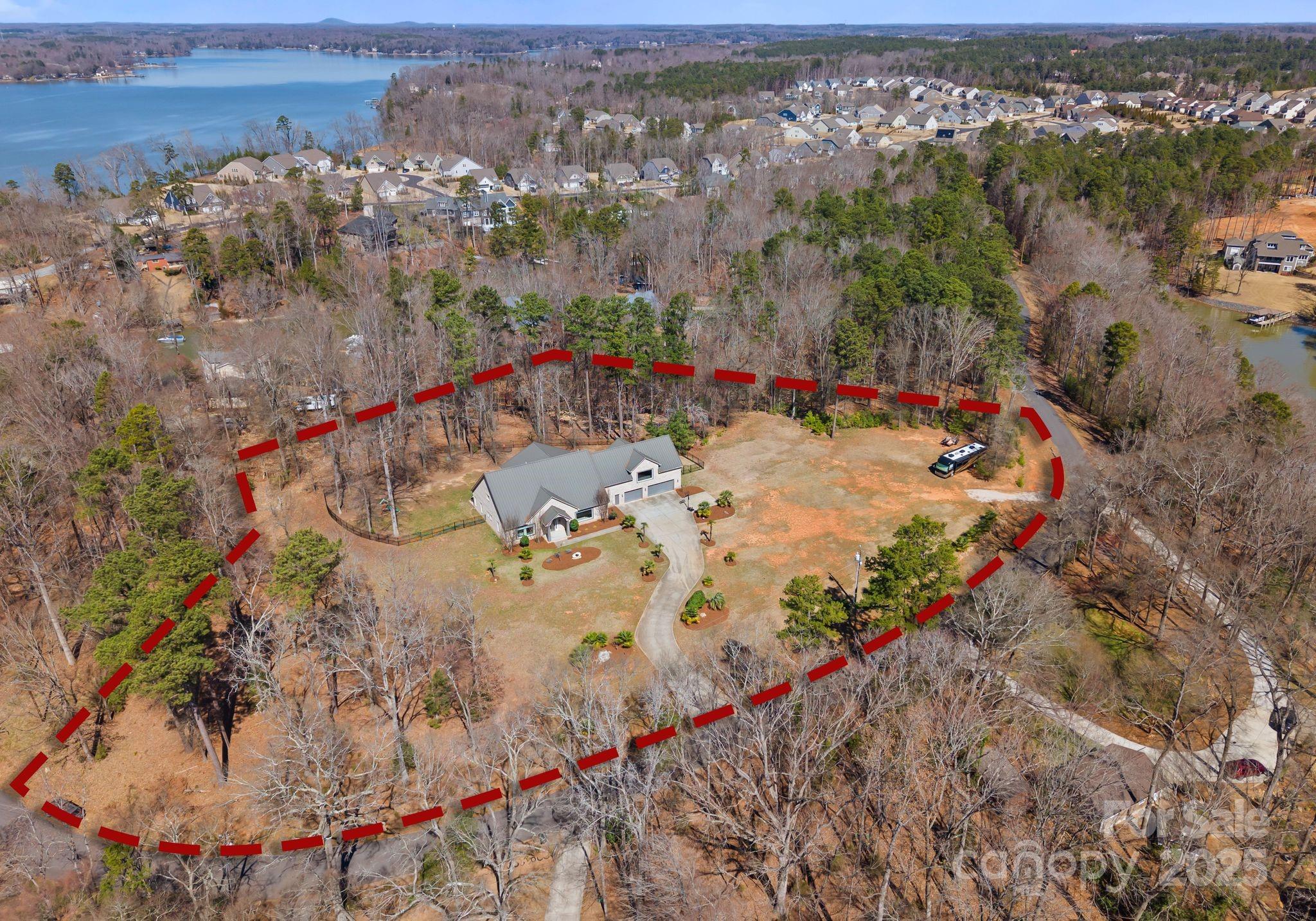 Charlotte, North Carolina, 28278, United States, 5 Bedrooms Bedrooms, ,5 BathroomsBathrooms,Residential,Active,1748232