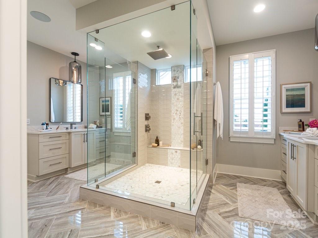 Huntersville, North Carolina, 28078, United States, 4 Bedrooms Bedrooms, ,4 BathroomsBathrooms,Residential,Active,1905080