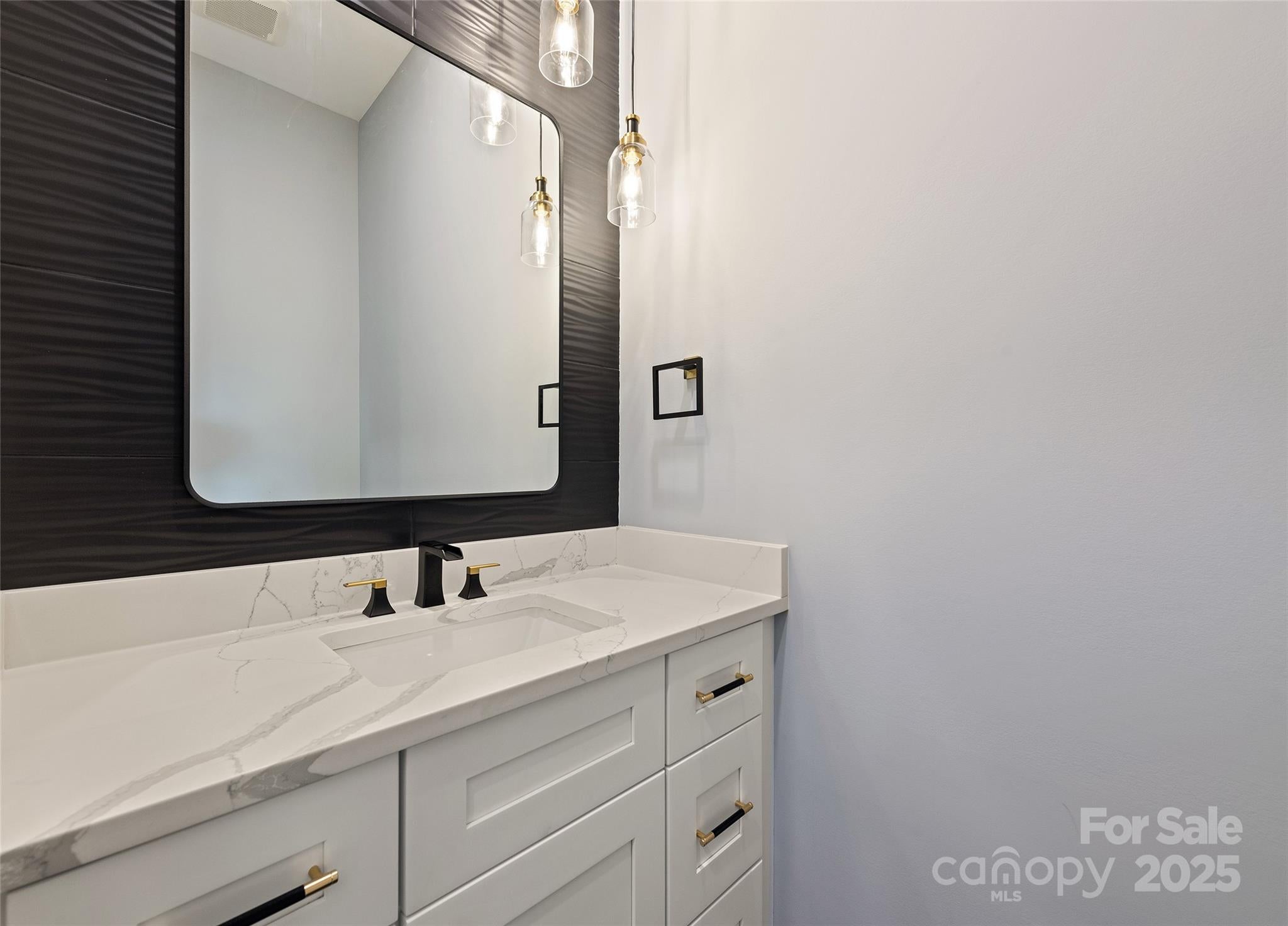 Arden, North Carolina, 28704, United States, 3 Bedrooms Bedrooms, ,3 BathroomsBathrooms,Residential,Active,1778755