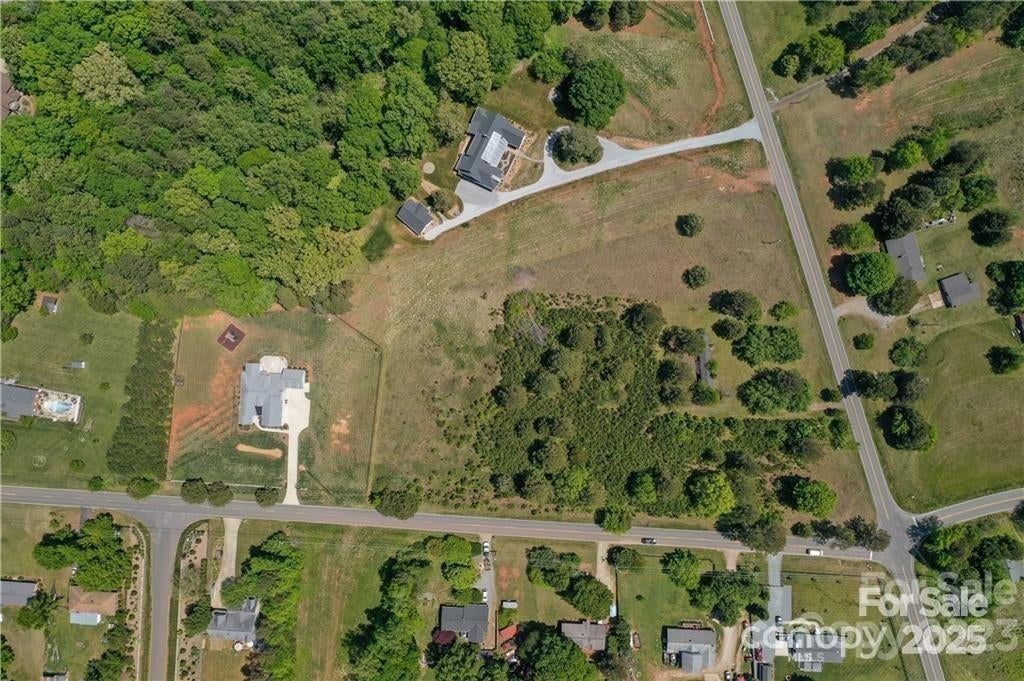 Davidson, North Carolina, 28036, United States, 2 Bedrooms Bedrooms, ,2 BathroomsBathrooms,Residential,Active,1904720