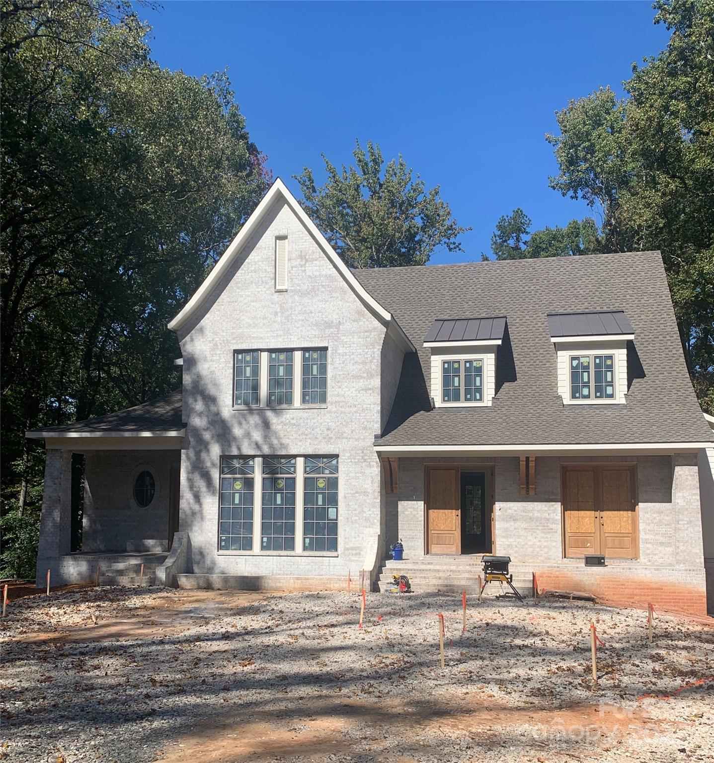 Charlotte, North Carolina, 28270, United States, 5 Bedrooms Bedrooms, ,6 BathroomsBathrooms,Residential,Pending,1960134