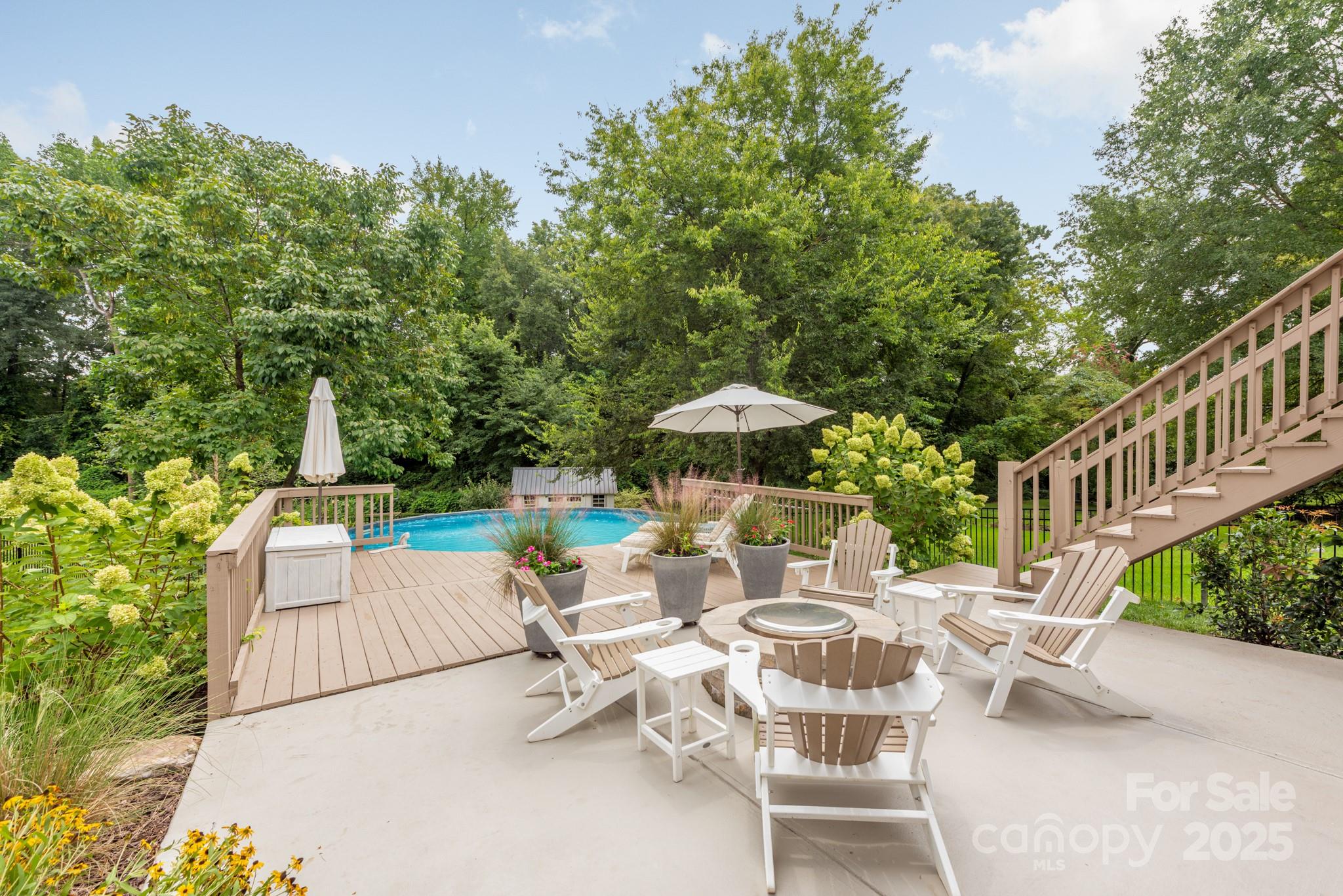 Belmont, North Carolina, 28012, United States, 4 Bedrooms Bedrooms, ,4 BathroomsBathrooms,Residential,Active,1927670