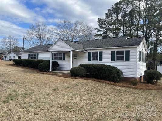 301 S SYCAMORE ST, PAGELAND, SC 29728 - Image 1