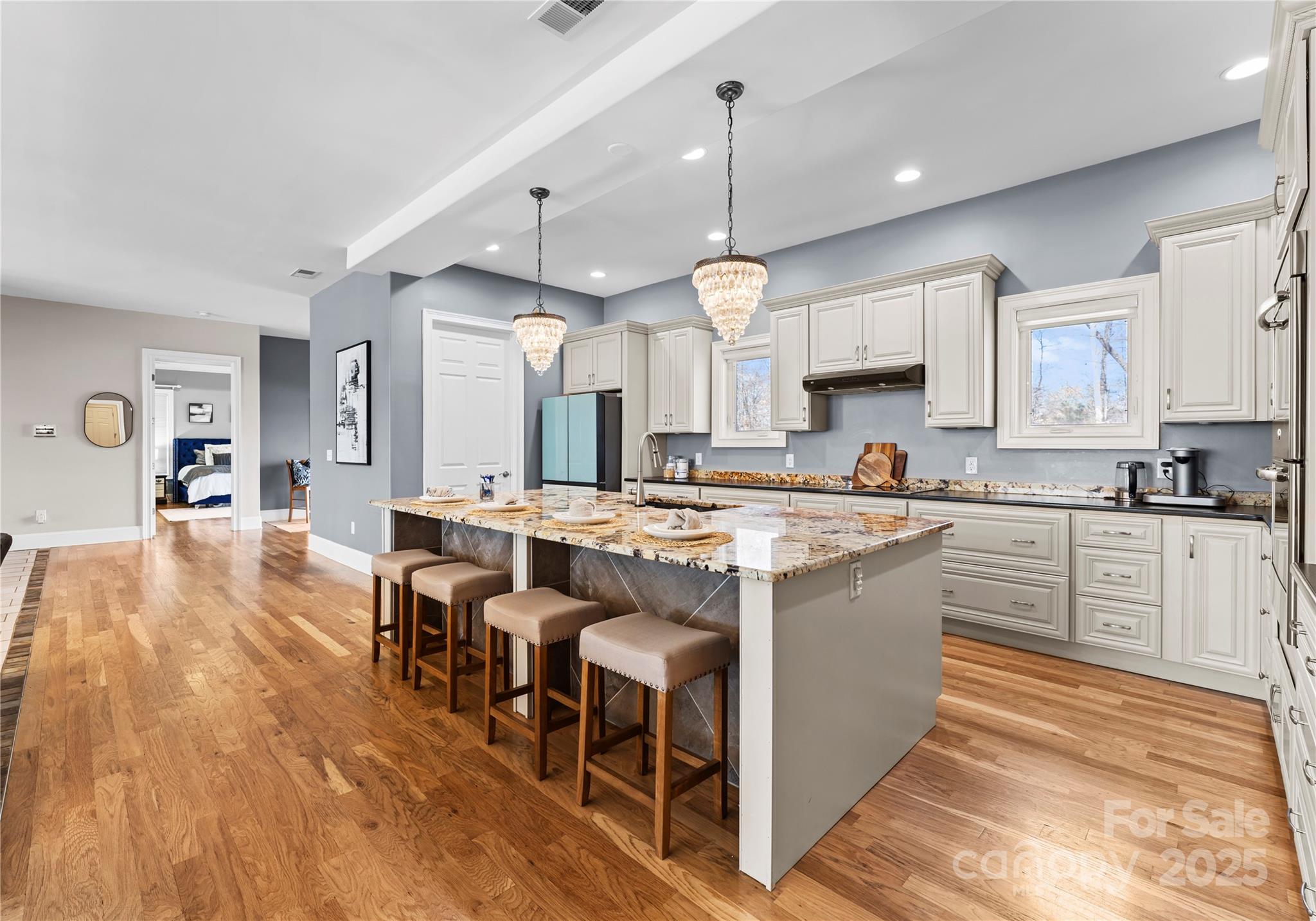 Charlotte, North Carolina, 28278, United States, 5 Bedrooms Bedrooms, ,5 BathroomsBathrooms,Residential,Active,1748232