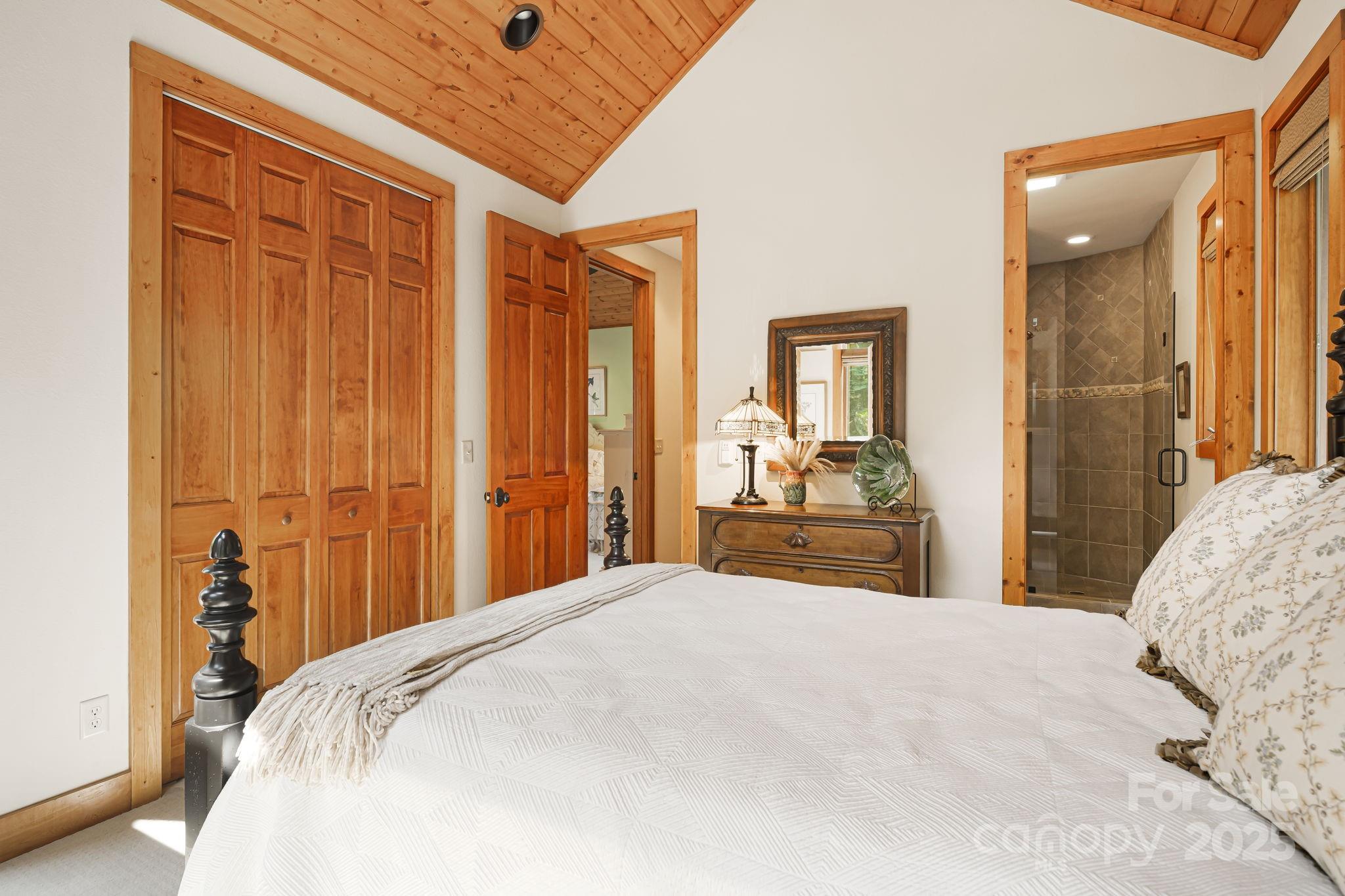 Mars Hill, North Carolina, 28754, United States, 4 Bedrooms Bedrooms, ,6 BathroomsBathrooms,Residential,Active,1996266