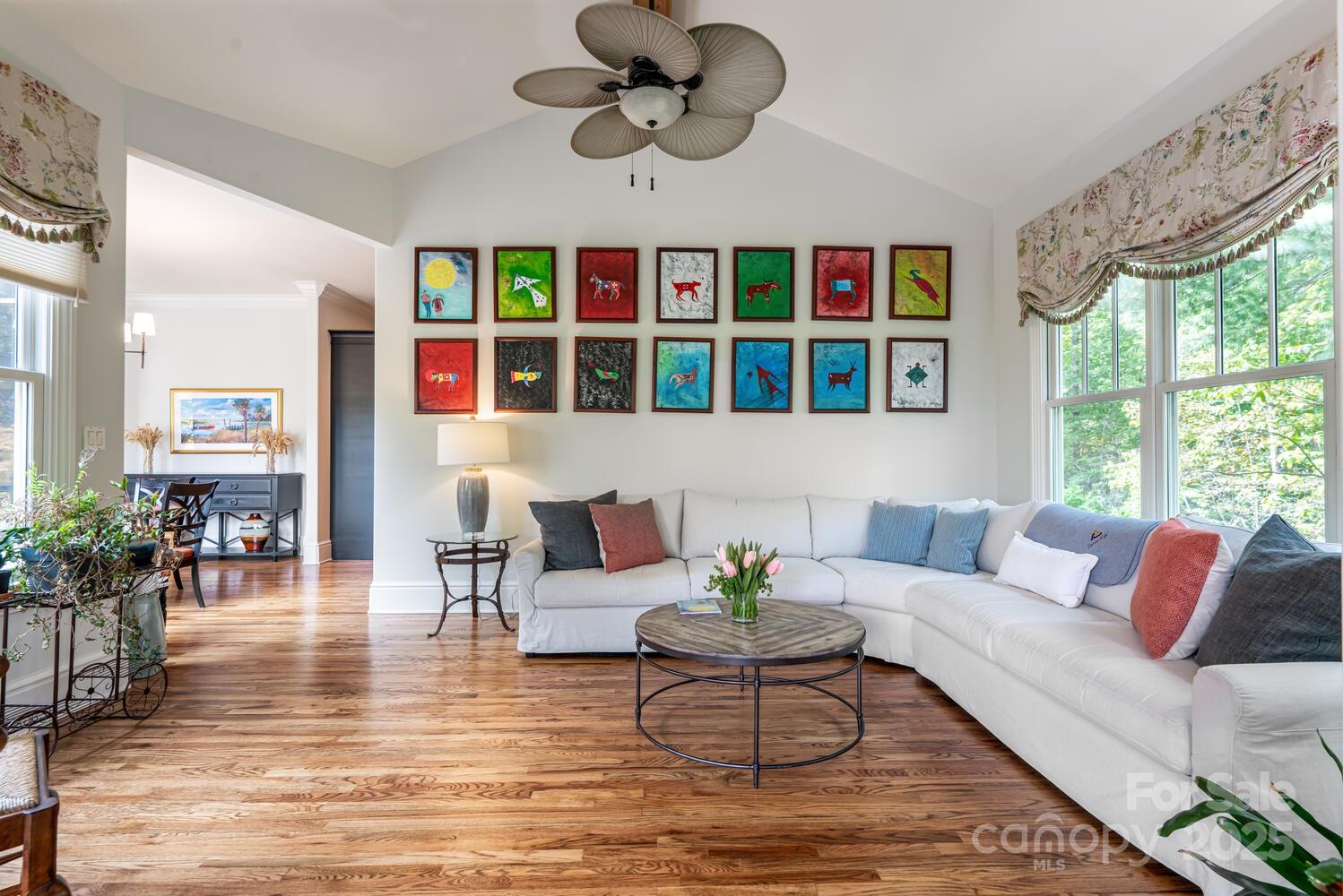 Flat Rock, North Carolina, 28731, United States, 3 Bedrooms Bedrooms, ,4 BathroomsBathrooms,Residential,Active,1965787