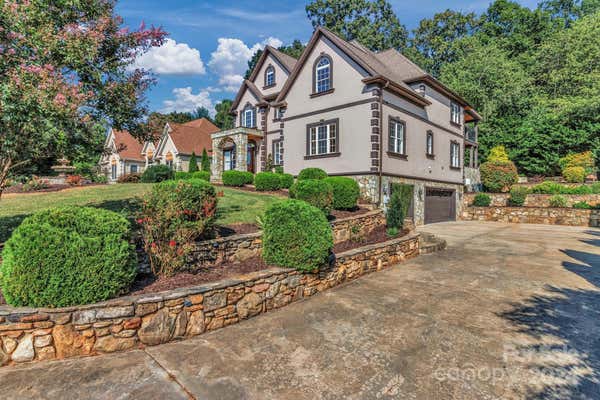 55 N WILLOW BROOK DR, ASHEVILLE, NC 28806 - Image 1