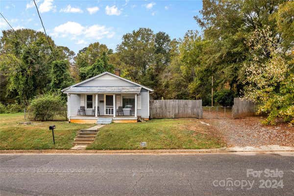 627 BREVARD ST, STATESVILLE, NC 28677 - Image 1