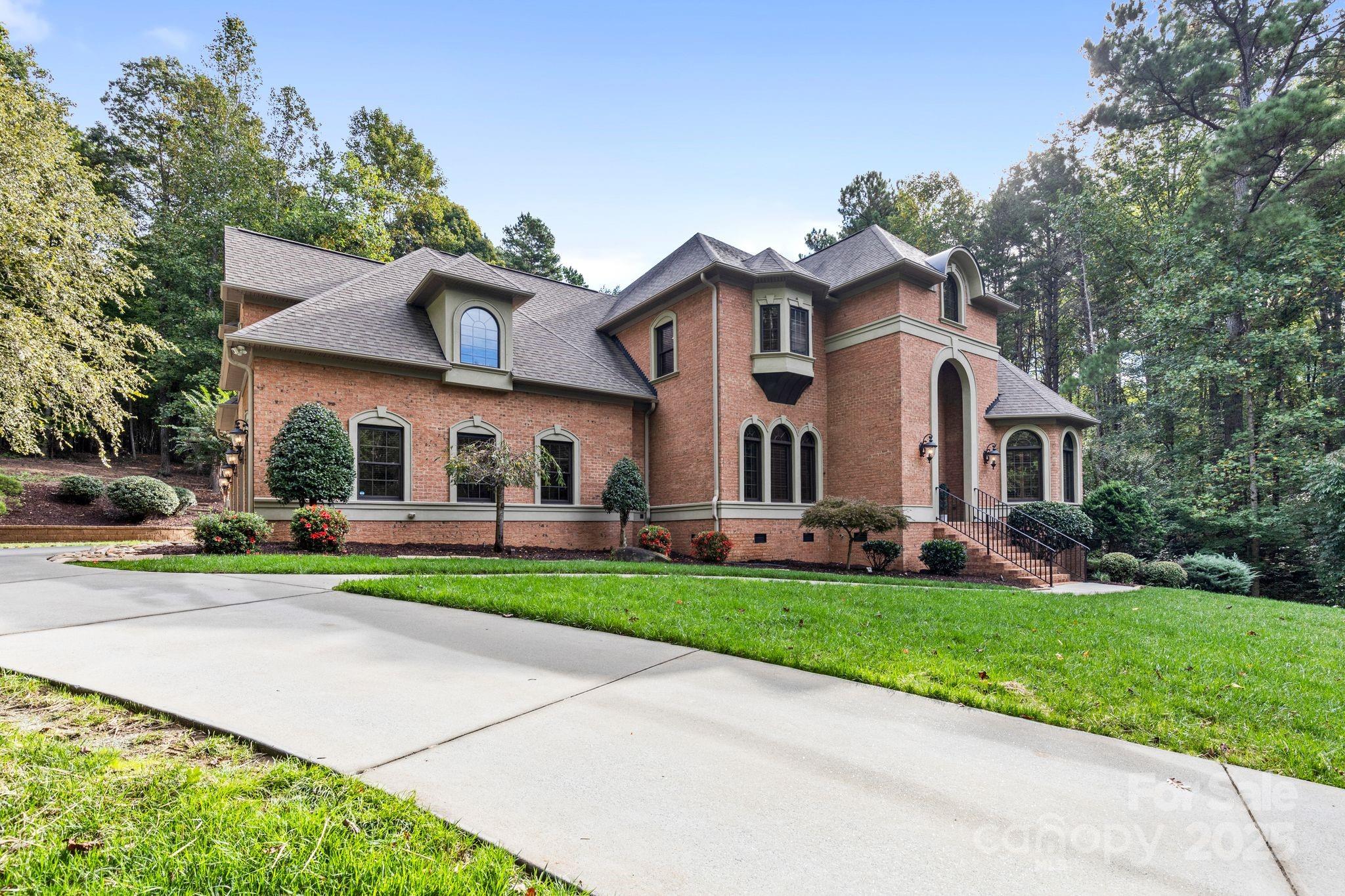 Mooresville, North Carolina, 28117, United States, 4 Bedrooms Bedrooms, ,4 BathroomsBathrooms,Residential,Active,1953647