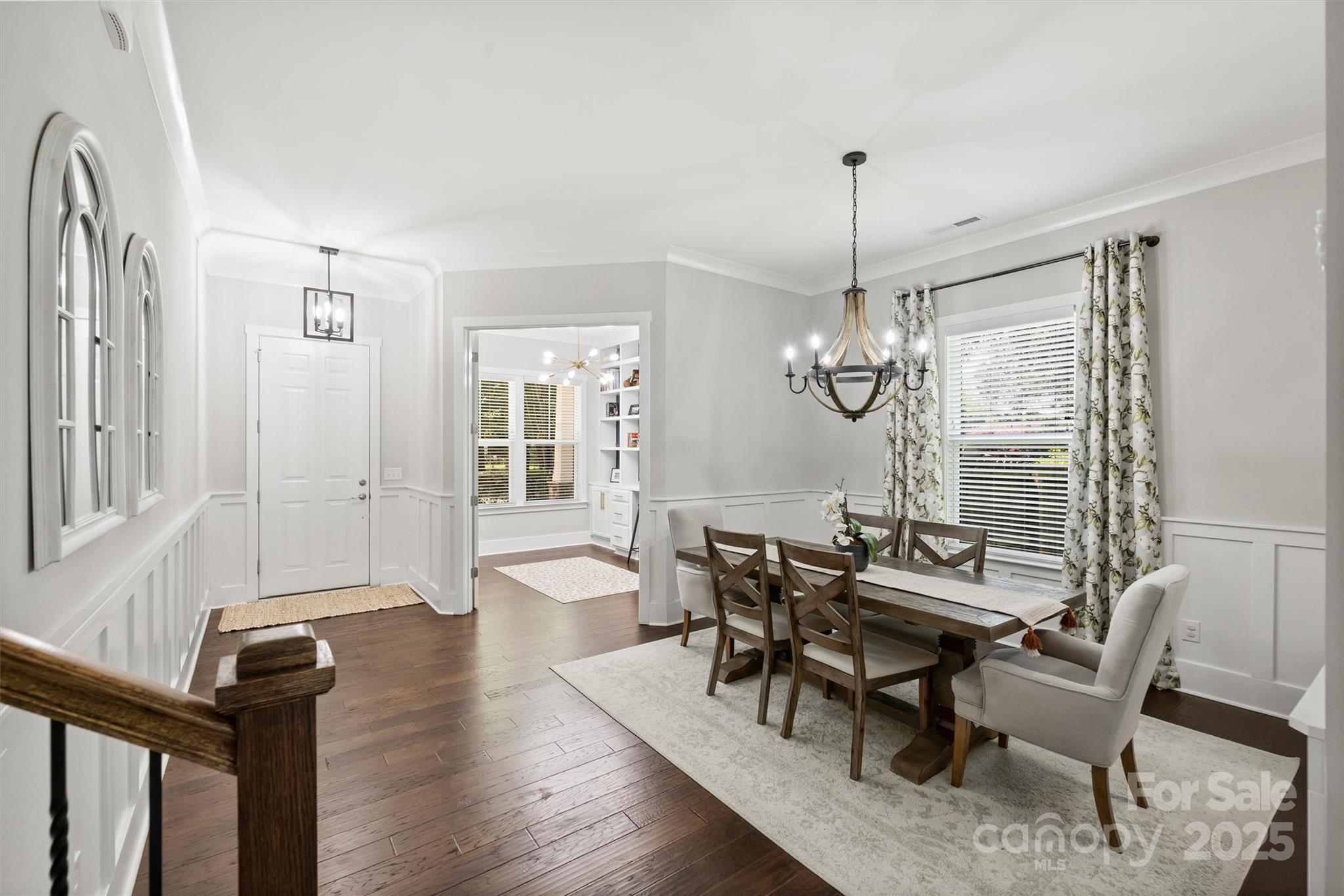 Charlotte, North Carolina, 28205, United States, 4 Bedrooms Bedrooms, ,4 BathroomsBathrooms,Residential,Active,1934773