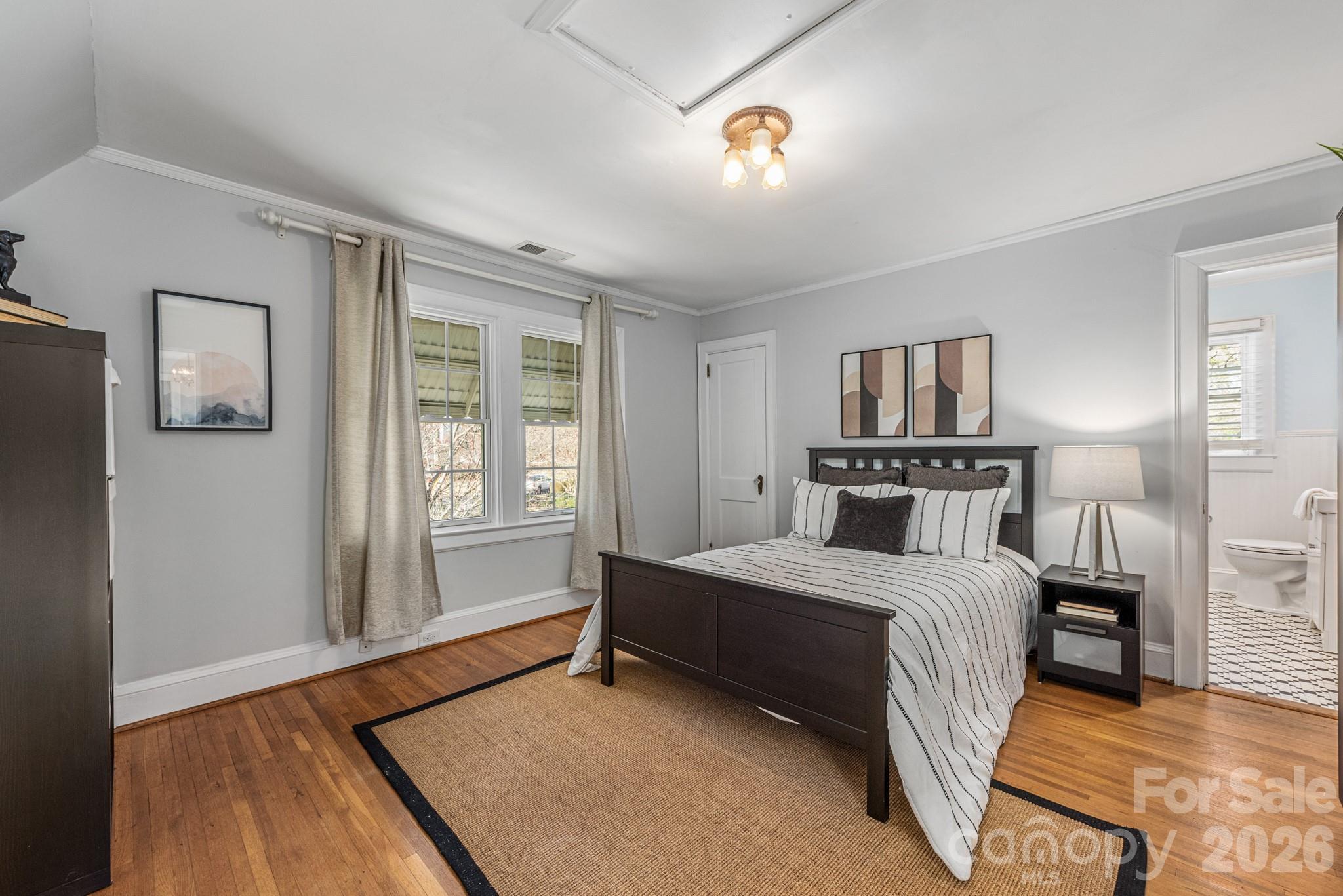 Belmont, North Carolina, 28012, United States, 5 Bedrooms Bedrooms, ,4 BathroomsBathrooms,Residential,Active,2011846