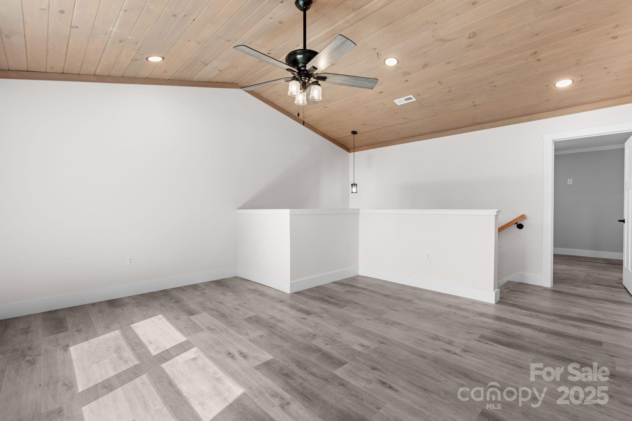 Connelly Springs, North Carolina, 28612, United States, 5 Bedrooms Bedrooms, ,5 BathroomsBathrooms,Residential,Active,1945070