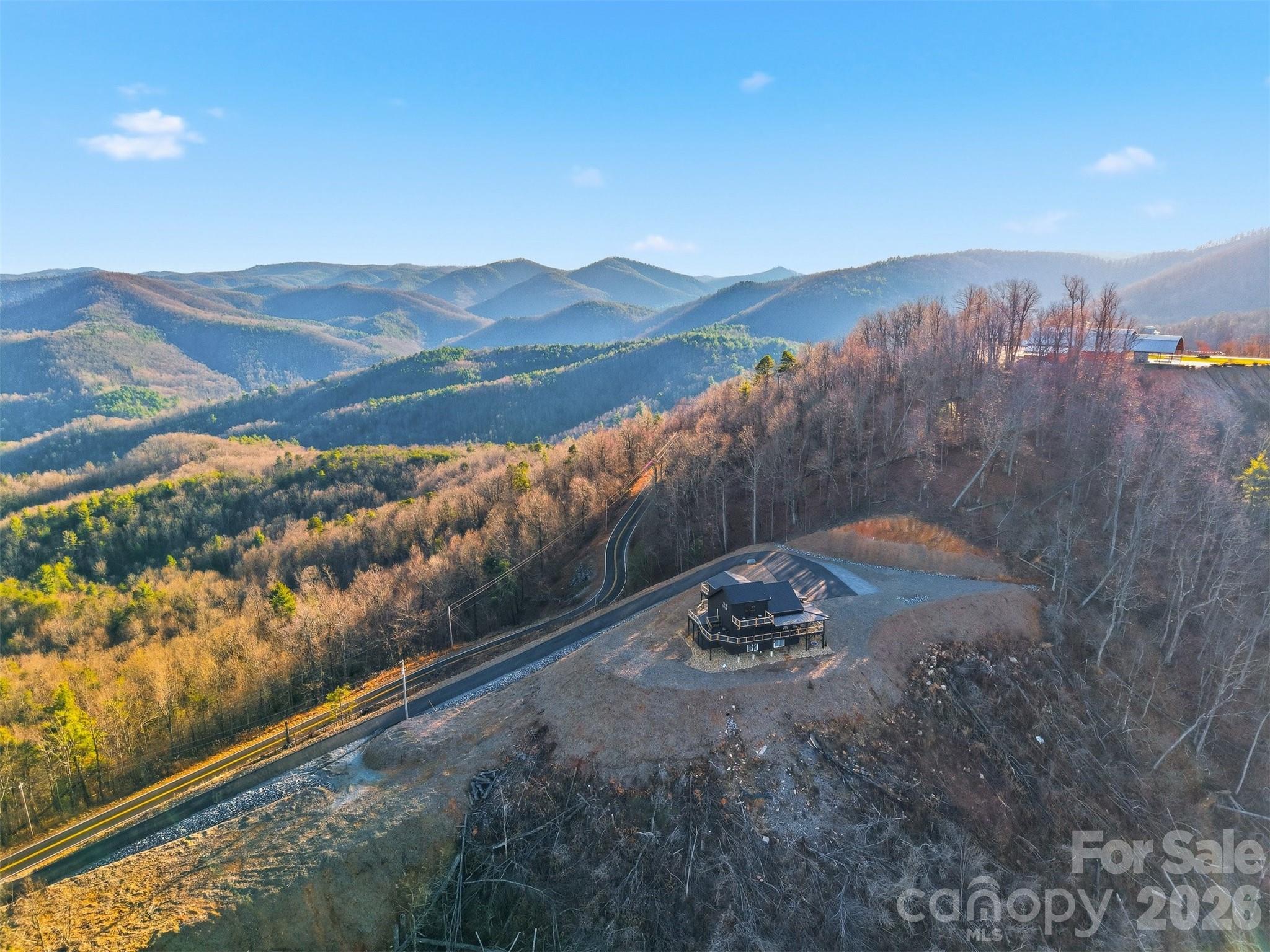 Morganton, North Carolina, 28655, United States, 3 Bedrooms Bedrooms, ,3 BathroomsBathrooms,Residential,Active,2009823