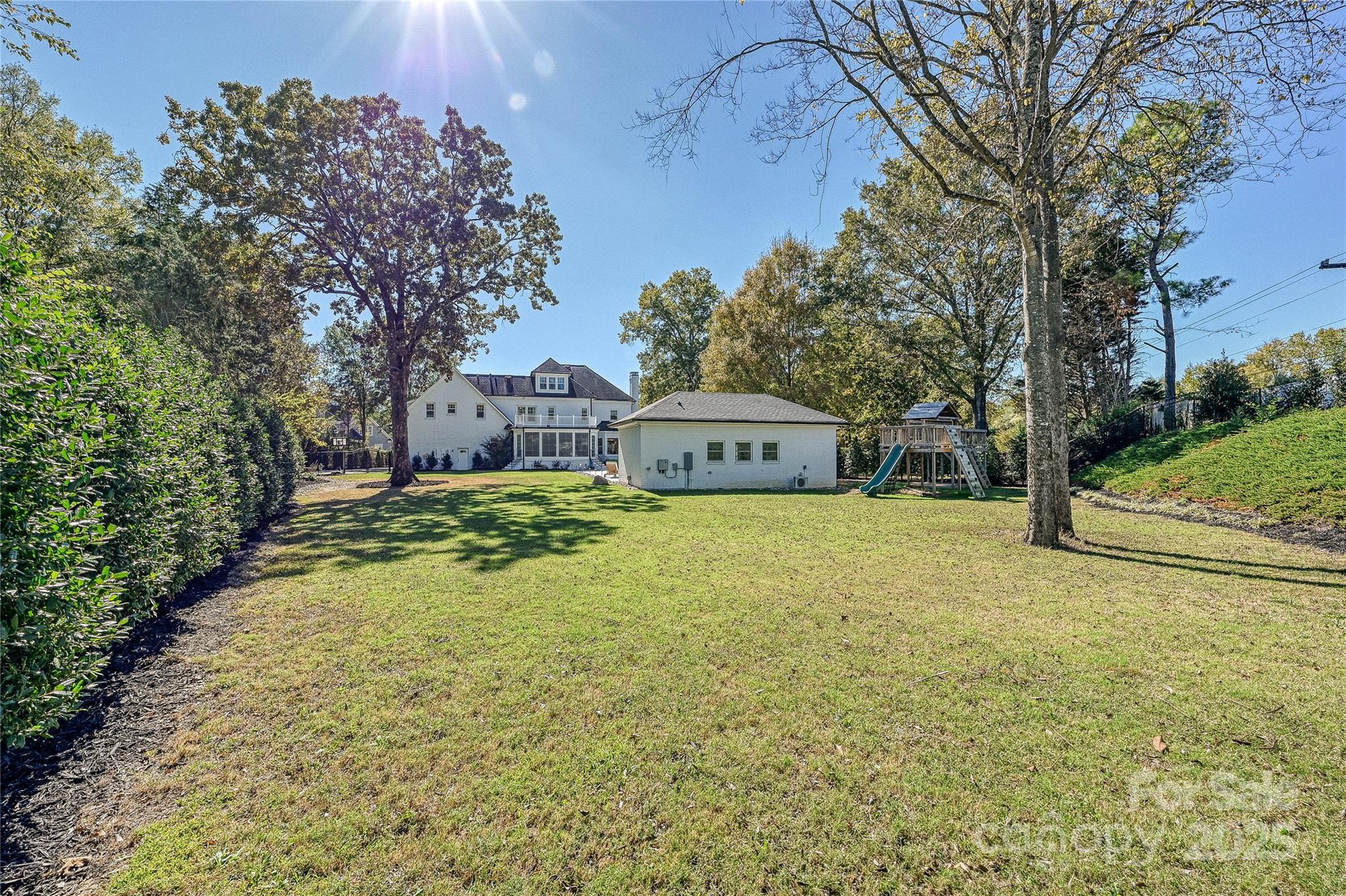 Charlotte, North Carolina, 28277, United States, 6 Bedrooms Bedrooms, ,5 BathroomsBathrooms,Residential,Active,1992626