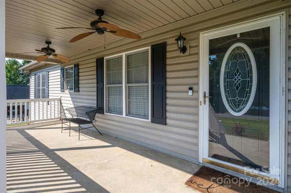 116 ELIZABETH DR, BLACKSBURG, SC 29702, photo 5 of 41