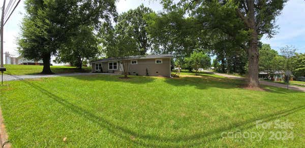 515 1ST STREET, NEWTON, NC 28658, photo 2 of 14