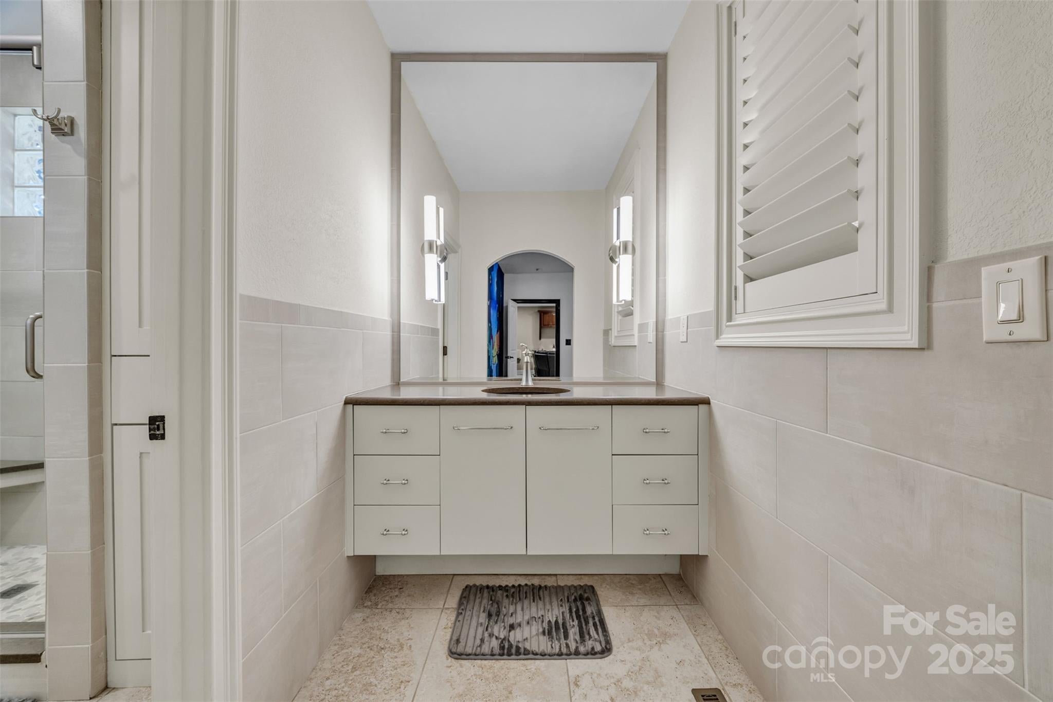 Catawba, North Carolina, 28609, United States, 4 Bedrooms Bedrooms, ,5 BathroomsBathrooms,Residential,Active,1993629