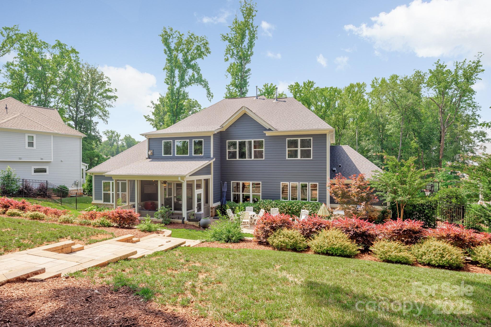 Belmont, North Carolina, 28012, United States, 4 Bedrooms Bedrooms, ,4 BathroomsBathrooms,Residential,Active,1852772