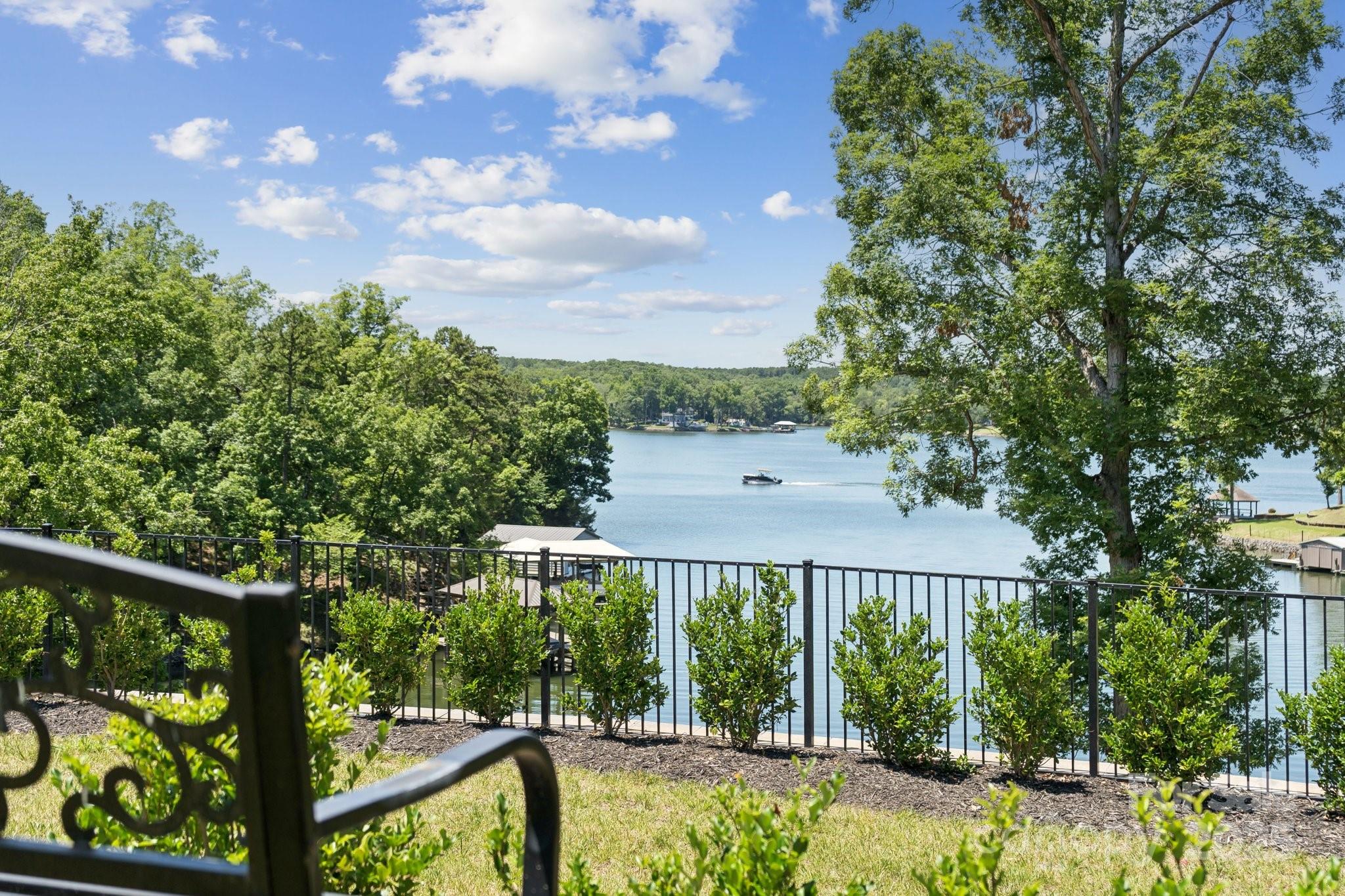 Charlotte, North Carolina, 28278, United States, ,6 BathroomsBathrooms,Residential,Active,1769360