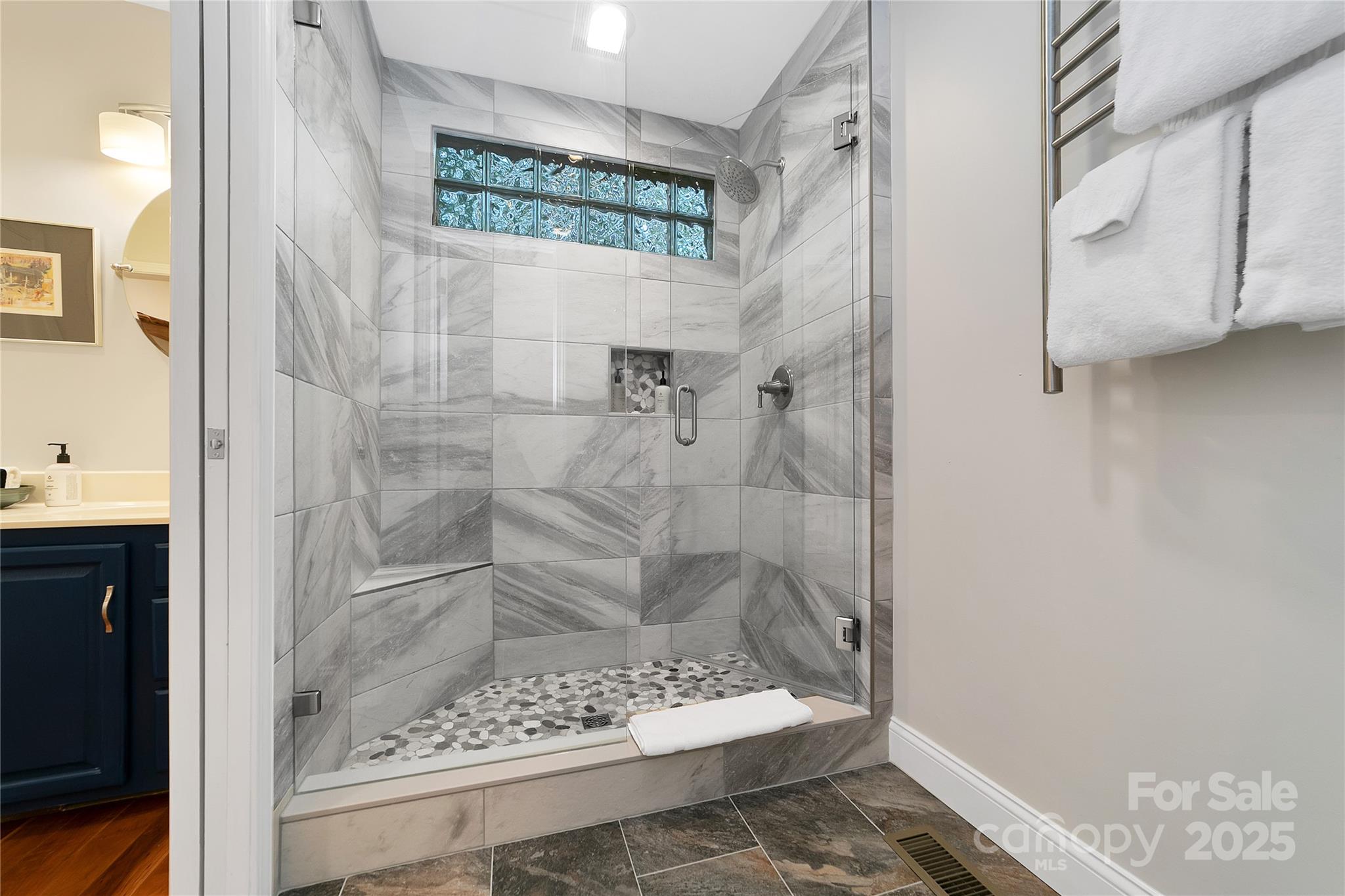 Brevard, North Carolina, 28712, United States, 4 Bedrooms Bedrooms, ,5 BathroomsBathrooms,Residential,Active,1953267