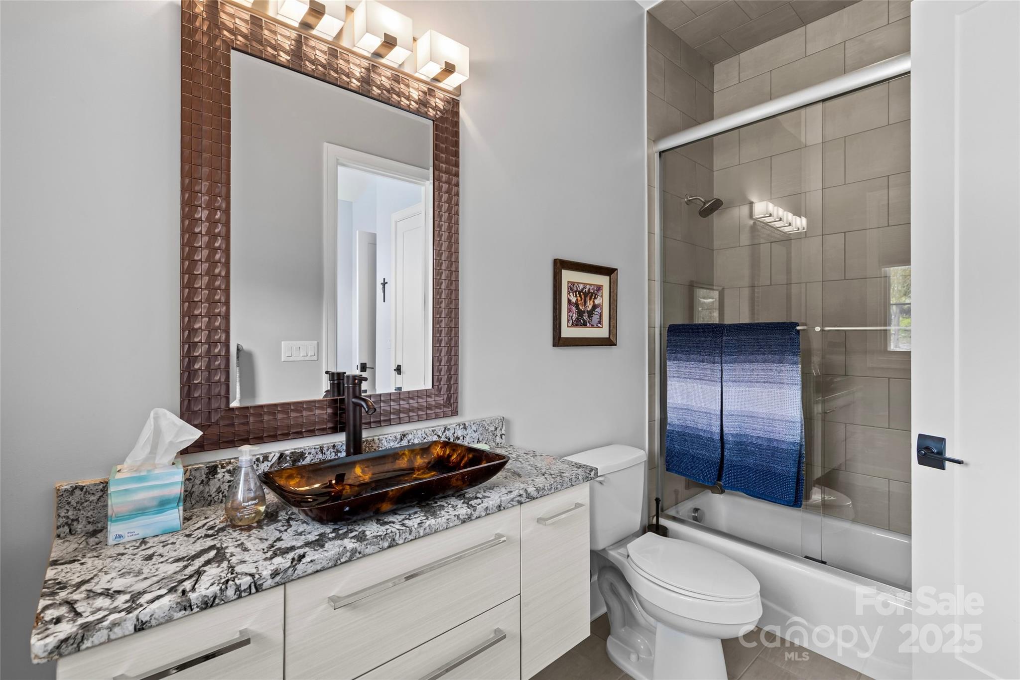 Belmont, North Carolina, 28012, United States, 5 Bedrooms Bedrooms, ,5 BathroomsBathrooms,Residential,Active,1953385