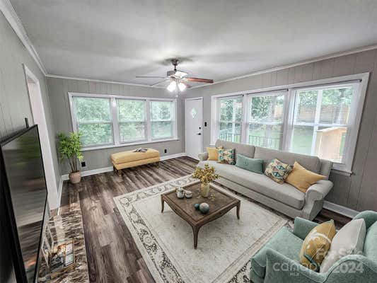 1401 CHESHIRE AVE, CHARLOTTE, NC 28208, photo 4 of 29