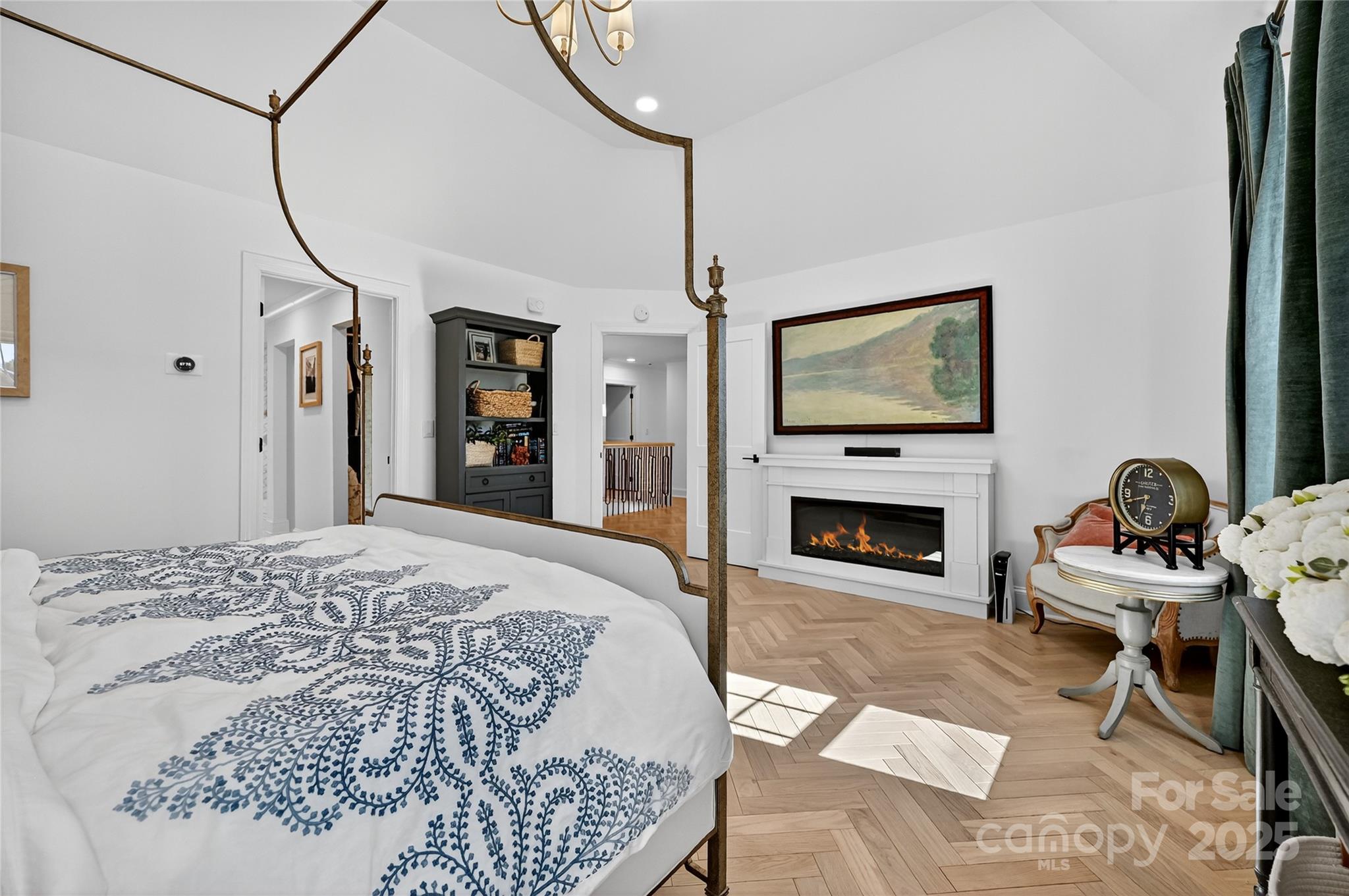 Charlotte, North Carolina, 28277, United States, 6 Bedrooms Bedrooms, ,5 BathroomsBathrooms,Residential,Active,1992626