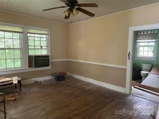 903 W 6TH AVE, GASTONIA, NC 28052, photo 2 of 7