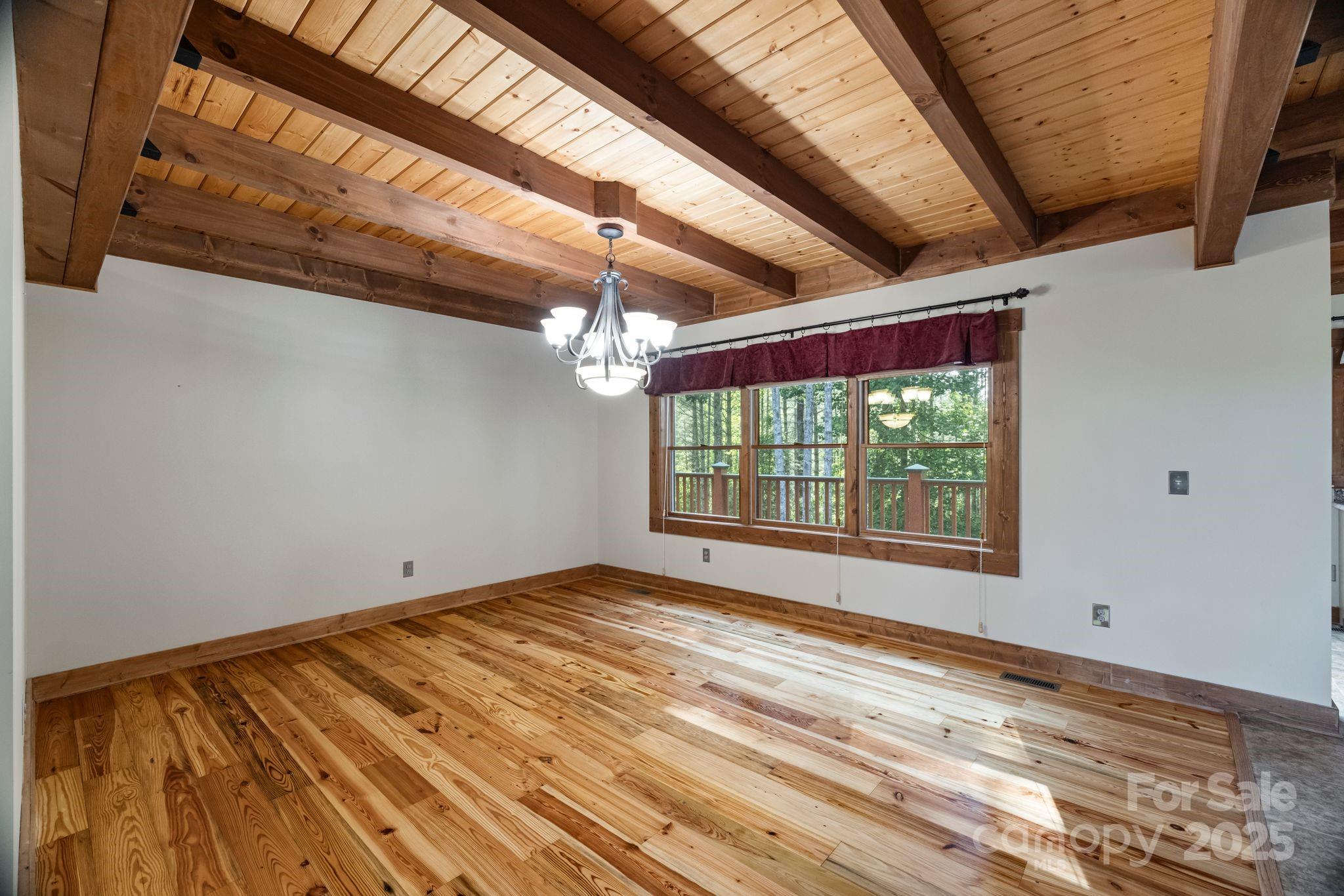 Lenoir, North Carolina, 28645, United States, ,5 BathroomsBathrooms,Residential,Active,1843925