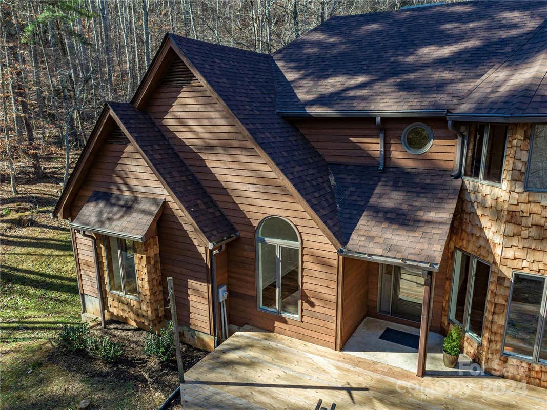 249 STARLIN MOUNTAIN ROAD, SPRUCE PINE, NC 28777, photo 1 of 46